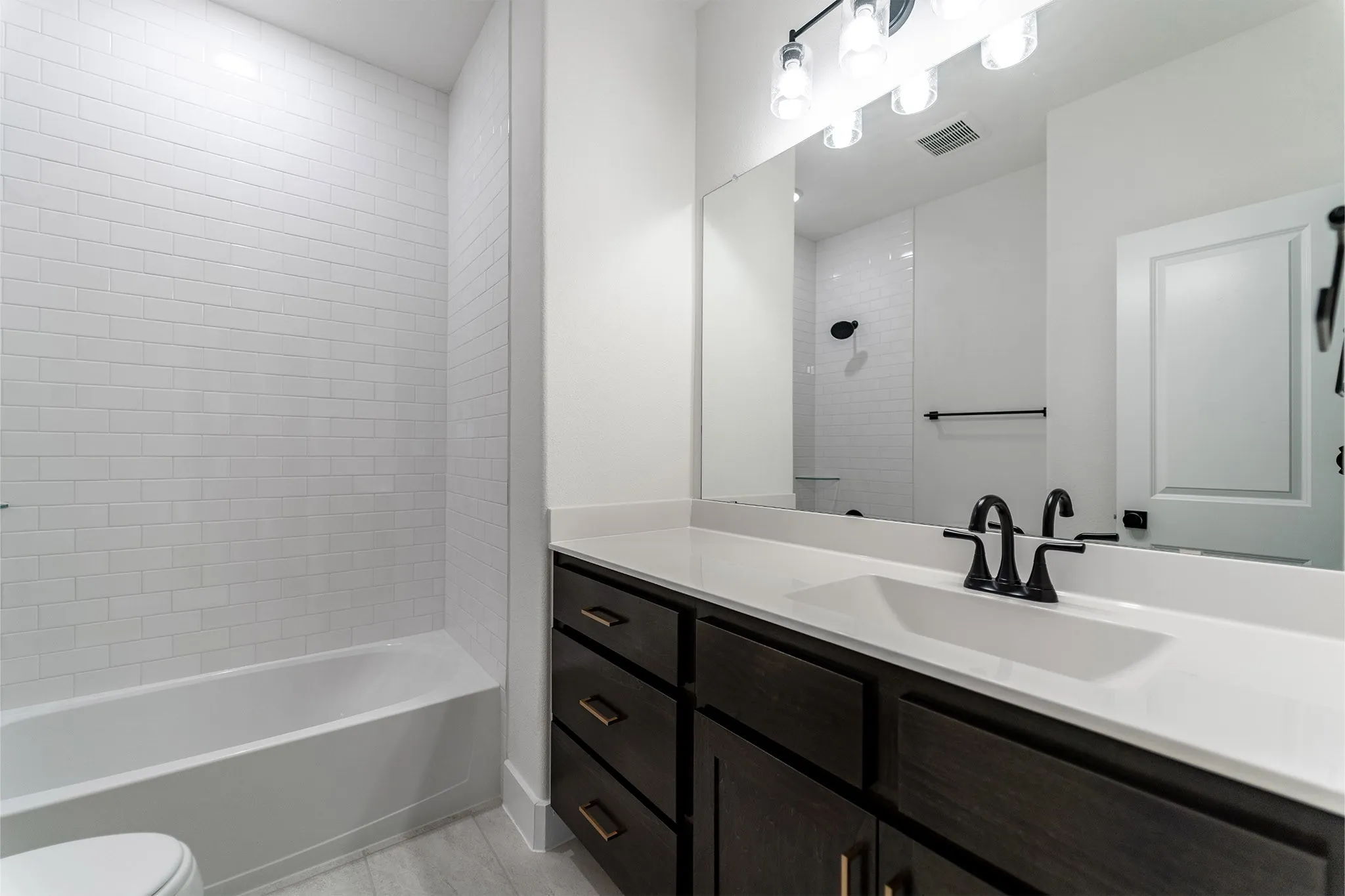 Single Family Residence For Sale in Rockwall County , 1814 Costa Verde Drive, Mclendon Chisholm, Texas 75032, 5 Bedroom, 4 Bathroom, 3 Garage spaces, 4,052 Sqft, built in 2025, New Construction - Incomplete, Price $722,901, mls#21213529, Real Estate Agent in Mclendon Chisholm, Homes For Sale in Rockwall county, Homes For Sale in Mclendon Chisholm, Realtor in Mclendon Chisholm Texas, Real Estate Brokerage Independent Realty Texas, Luminita Cordes Realtor