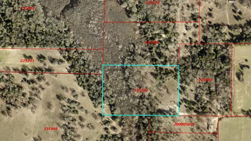 Aerial view of property's location featuring property boundaries highlighted