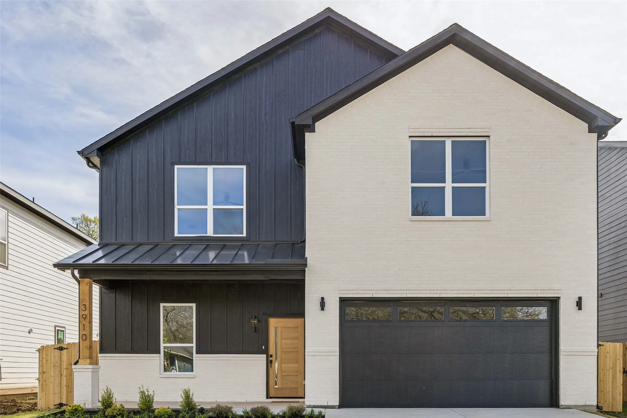 Single Family Residence For Sale in Dallas County , 3910 Harlingen, Dallas, Texas 75212, 4 Bedroom, 4 Bathroom, 2 Garage spaces, 2,996 Sqft, built in 2026, New Construction - Complete, mls#21201991, Real Estate Agent in Dallas, Homes For Sale in Dallas county, Homes For Sale in Dallas, Realtor in Dallas Texas, Real Estate Brokerage Independent Realty Texas, Luminita Cordes Realtor