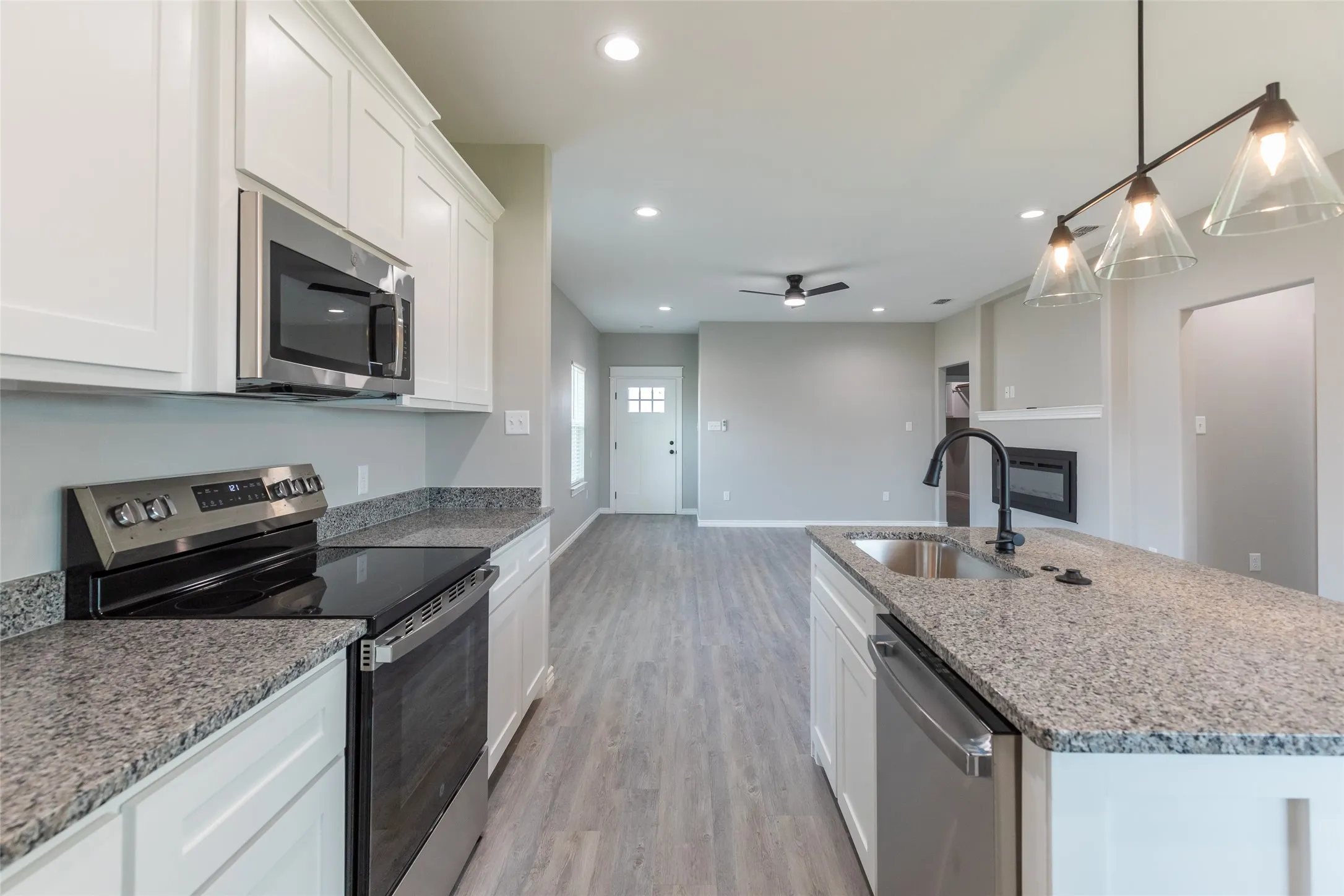 Single Family Residence For Sale in Taylor County , 7908 Freedom Crest Avenue, Abilene, Texas 79602, 4 Bedroom, 3 Bathroom, 2 Garage spaces, 1,529 Sqft, built in 2026, mls#21213693, Real Estate Agent in Abilene, Homes For Sale in Taylor county, Homes For Sale in Abilene, Realtor in Abilene Texas, Real Estate Brokerage Independent Realty Texas, Luminita Cordes Realtor