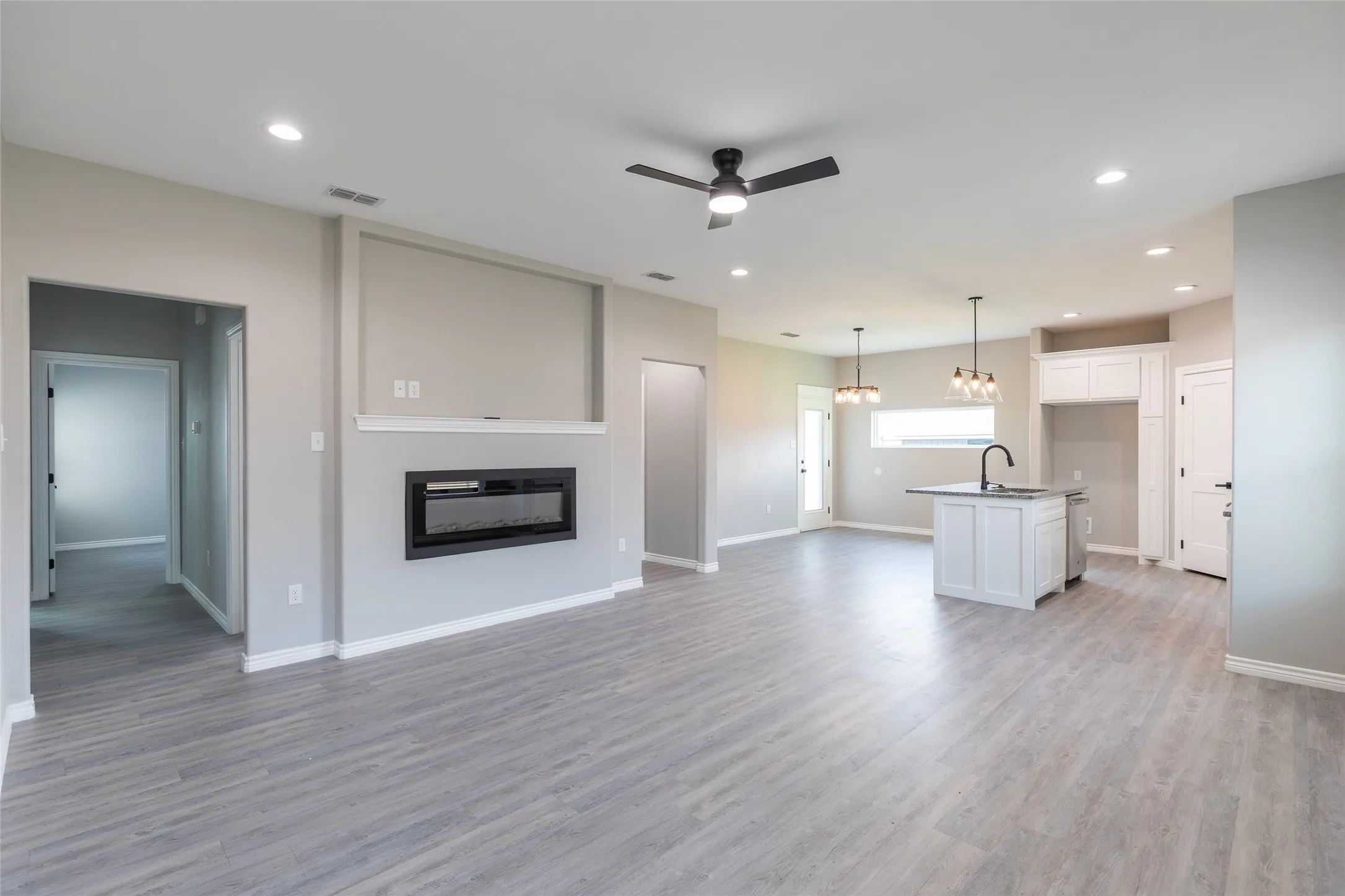 Single Family Residence For Sale in Taylor County , 7908 Freedom Crest Avenue, Abilene, Texas 79602, 4 Bedroom, 3 Bathroom, 2 Garage spaces, 1,529 Sqft, built in 2026, mls#21213693, Real Estate Agent in Abilene, Homes For Sale in Taylor county, Homes For Sale in Abilene, Realtor in Abilene Texas, Real Estate Brokerage Independent Realty Texas, Luminita Cordes Realtor