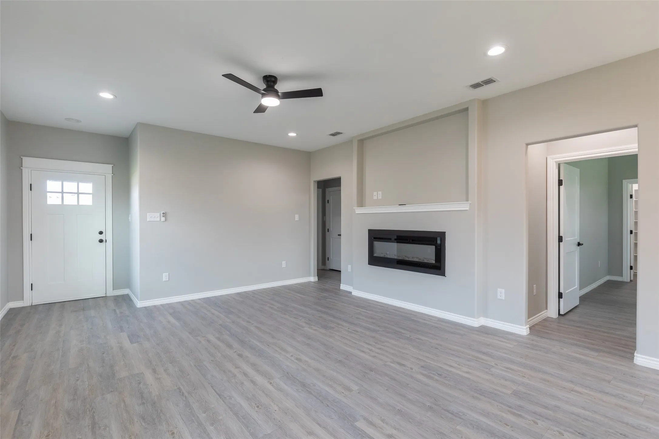 Single Family Residence For Sale in Taylor County , 7908 Freedom Crest Avenue, Abilene, Texas 79602, 4 Bedroom, 3 Bathroom, 2 Garage spaces, 1,529 Sqft, built in 2026, mls#21213693, Real Estate Agent in Abilene, Homes For Sale in Taylor county, Homes For Sale in Abilene, Realtor in Abilene Texas, Real Estate Brokerage Independent Realty Texas, Luminita Cordes Realtor