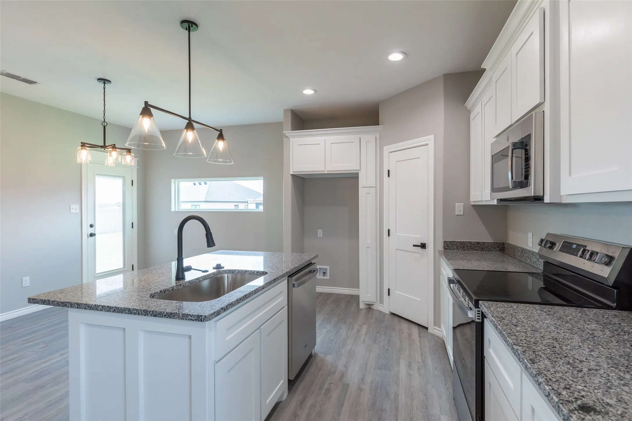 Single Family Residence For Sale in Taylor County , 7908 Freedom Crest Avenue, Abilene, Texas 79602, 4 Bedroom, 3 Bathroom, 2 Garage spaces, 1,529 Sqft, built in 2026, mls#21213693, Real Estate Agent in Abilene, Homes For Sale in Taylor county, Homes For Sale in Abilene, Realtor in Abilene Texas, Real Estate Brokerage Independent Realty Texas, Luminita Cordes Realtor