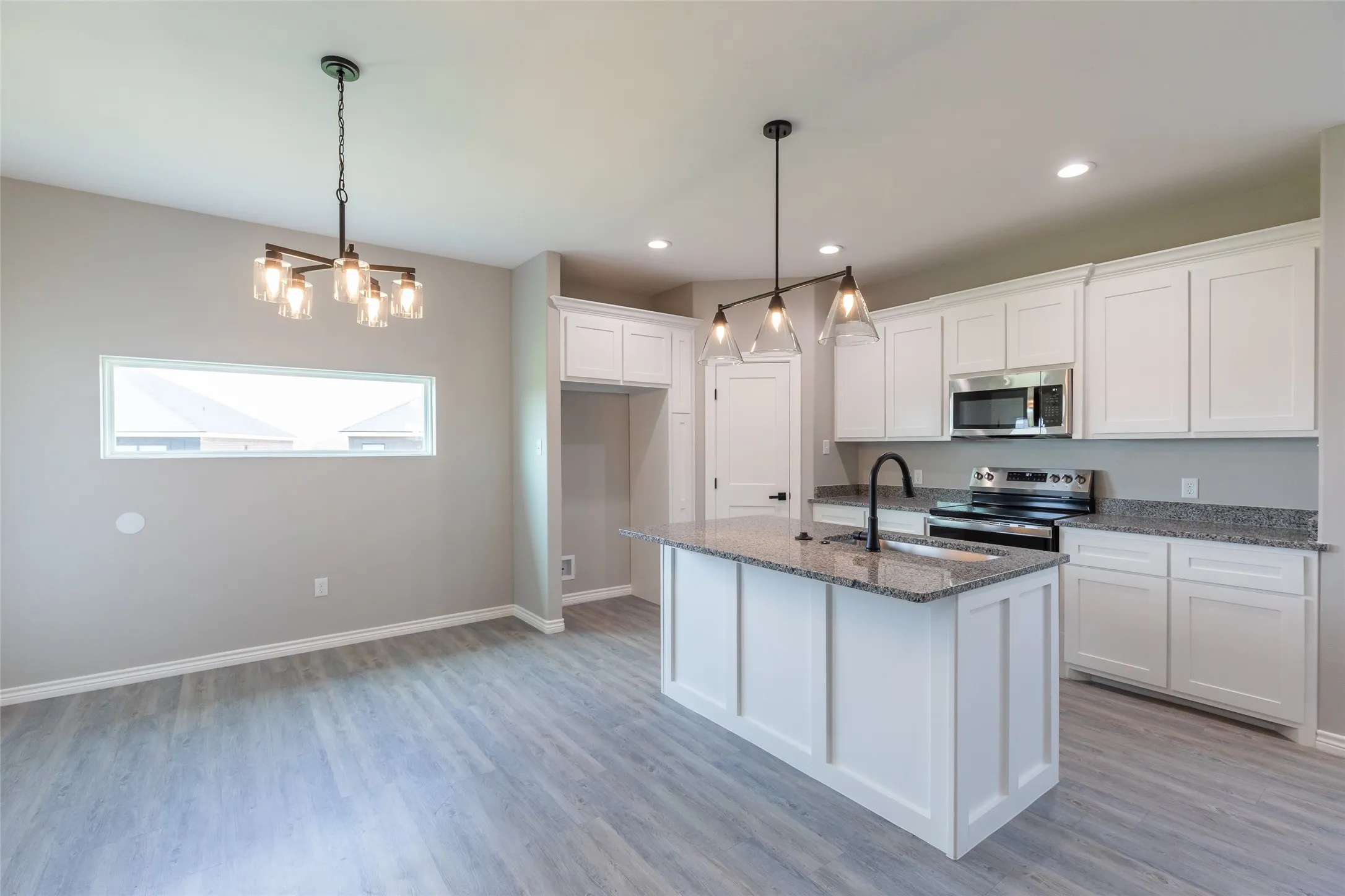 Single Family Residence For Sale in Taylor County , 7908 Freedom Crest Avenue, Abilene, Texas 79602, 4 Bedroom, 3 Bathroom, 2 Garage spaces, 1,529 Sqft, built in 2026, mls#21213693, Real Estate Agent in Abilene, Homes For Sale in Taylor county, Homes For Sale in Abilene, Realtor in Abilene Texas, Real Estate Brokerage Independent Realty Texas, Luminita Cordes Realtor