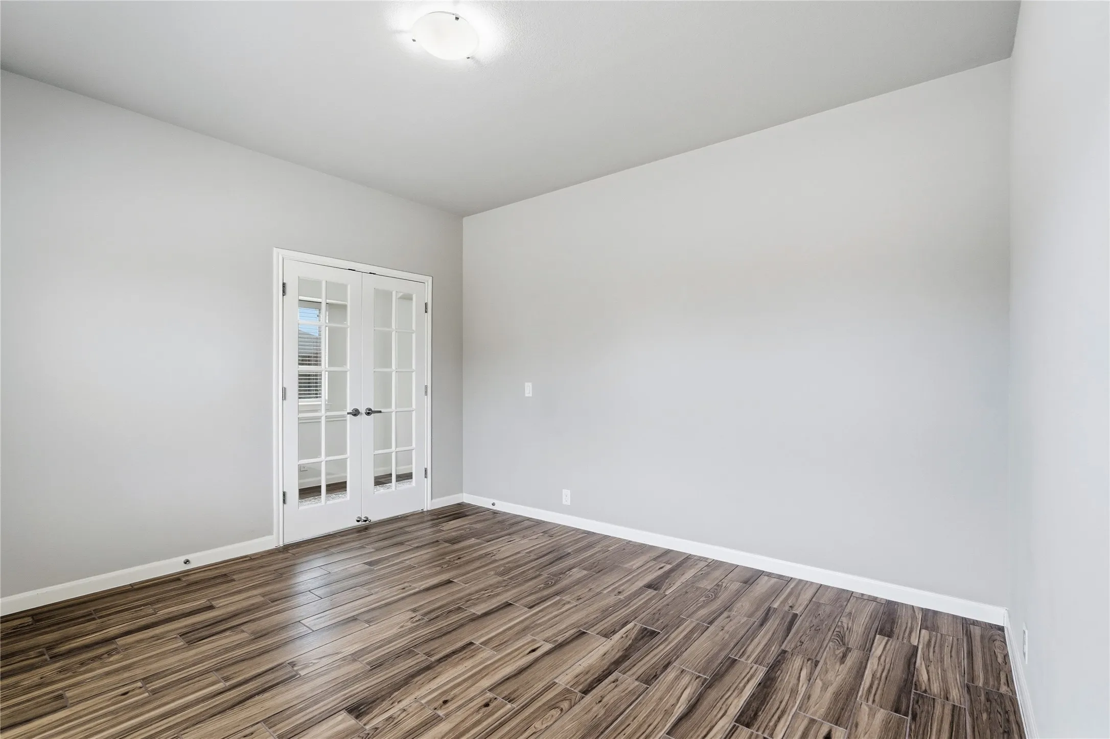 Single Family Residence For Sale in Collin County , 543 Johnson Drive, Lavon, Texas 75166, 3 Bedroom, 2 Bathroom, 2 Garage spaces, 1,862 Sqft, built in 2016, mls#21211908, Real Estate Agent in Lavon, Homes For Sale in Collin county, Homes For Sale in Lavon, Realtor in Lavon Texas, Real Estate Brokerage Independent Realty Texas, Luminita Cordes Realtor