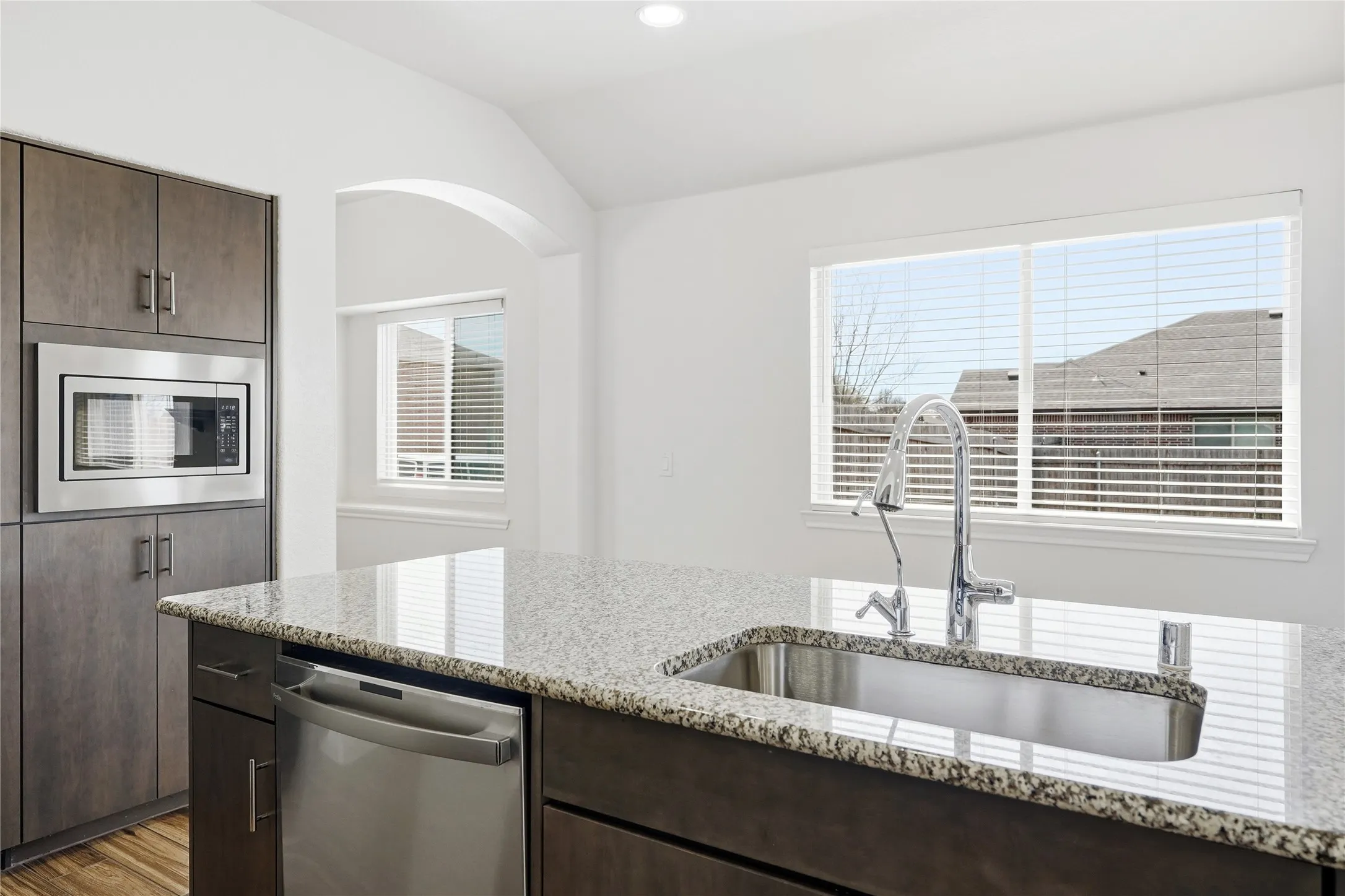 Stainless steel sink and matching appliances