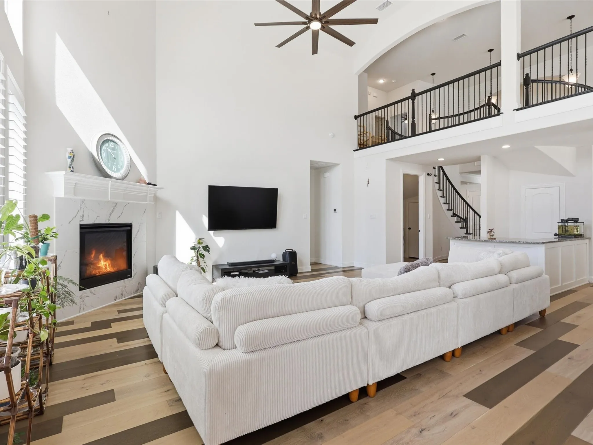 Single Family Residence For Sale in Collin County , 120 Spanish Bluebell Drive, Wylie, Texas 75098, 4 Bedroom, 3 Bathroom, 2 Garage spaces, 4,191 Sqft, built in 2019, mls#21208301, Real Estate Agent in Wylie, Homes For Sale in Collin county, Homes For Sale in Wylie, Realtor in Wylie Texas, Real Estate Brokerage Independent Realty Texas, Luminita Cordes Realtor