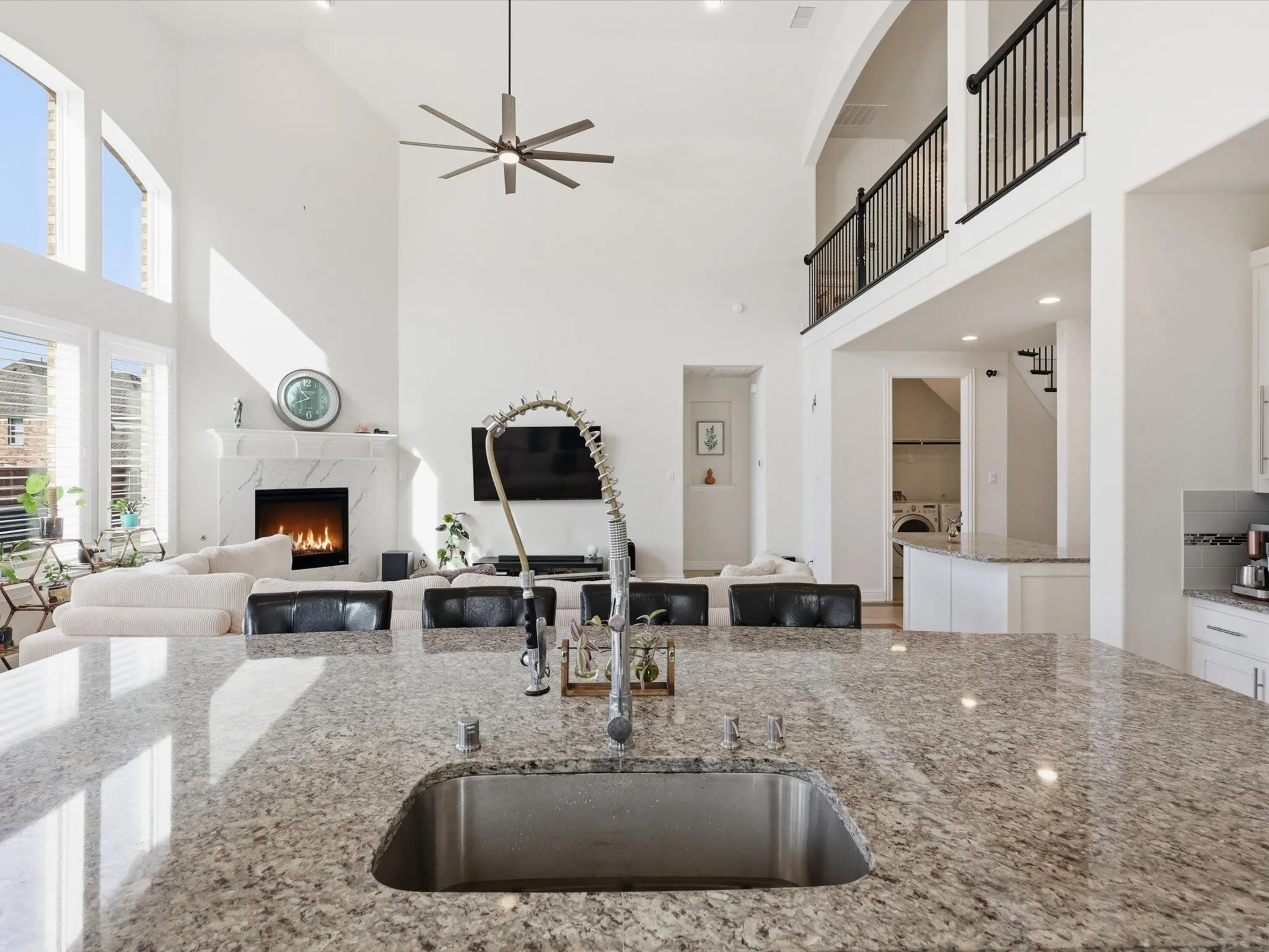 Single Family Residence For Sale in Collin County , 120 Spanish Bluebell Drive, Wylie, Texas 75098, 4 Bedroom, 3 Bathroom, 2 Garage spaces, 4,191 Sqft, built in 2019, mls#21208301, Real Estate Agent in Wylie, Homes For Sale in Collin county, Homes For Sale in Wylie, Realtor in Wylie Texas, Real Estate Brokerage Independent Realty Texas, Luminita Cordes Realtor