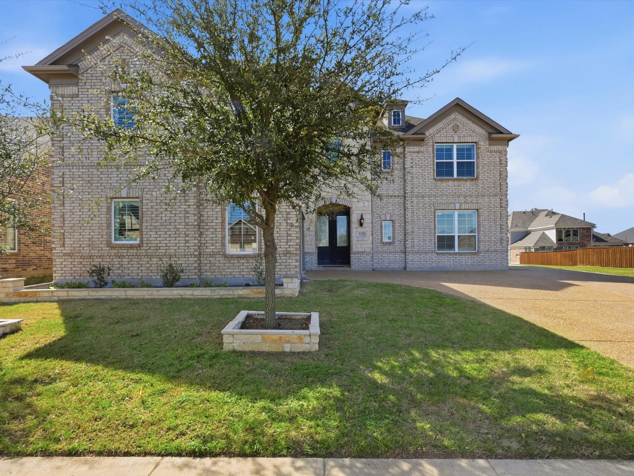 Single Family Residence For Sale in Collin County , 120 Spanish Bluebell Drive, Wylie, Texas 75098, 4 Bedroom, 3 Bathroom, 2 Garage spaces, 4,191 Sqft, built in 2019, mls#21208301, Real Estate Agent in Wylie, Homes For Sale in Collin county, Homes For Sale in Wylie, Realtor in Wylie Texas, Real Estate Brokerage Independent Realty Texas, Luminita Cordes Realtor