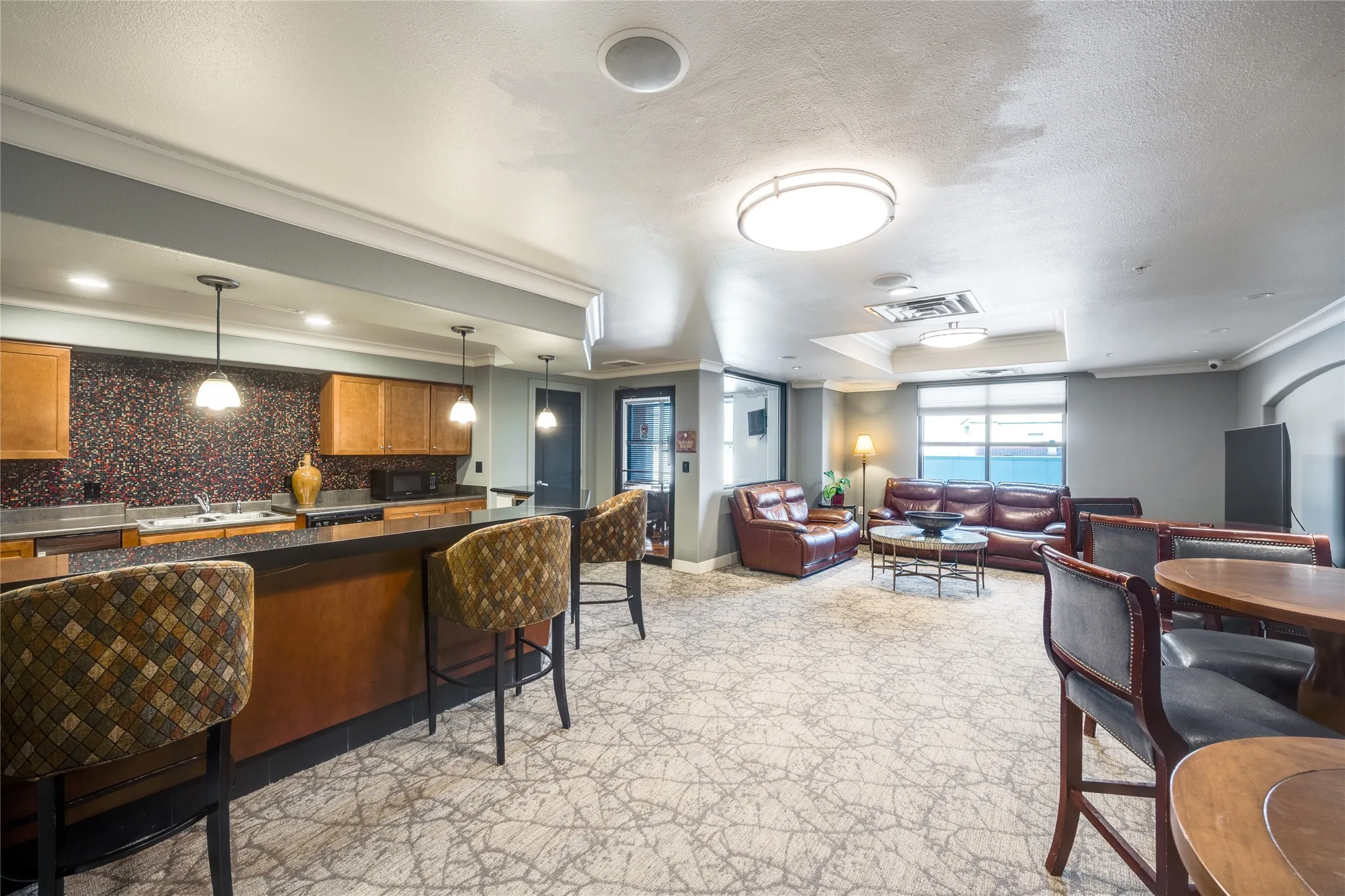 Condominium For Sale in Dallas County , 330 Las Colinas Boulevard E 1508, Irving, Texas 75039, 2 Bedroom, 3 Bathroom, 2 Garage spaces, 3,060 Sqft, built in 2001, Preowned, Price $1,350,000, mls#21169667, Real Estate Agent in Irving, Homes For Sale in Dallas county, Homes For Sale in Irving, Realtor in Irving Texas, Real Estate Brokerage Independent Realty Texas, Luminita Cordes Realtor