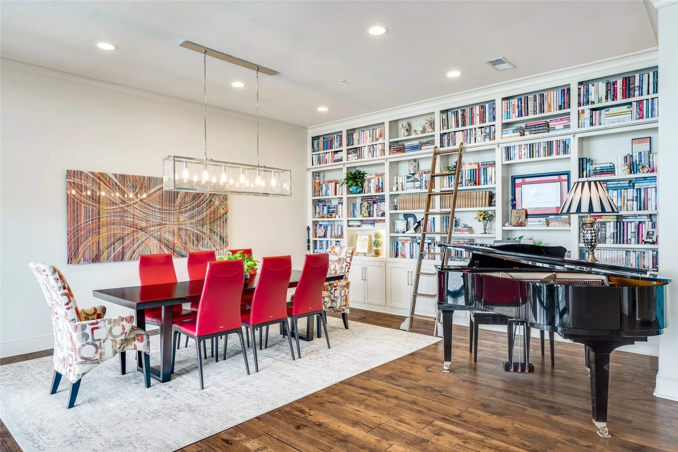 Condominium For Sale in Dallas County , 330 Las Colinas Boulevard E 1508, Irving, Texas 75039, 2 Bedroom, 3 Bathroom, 2 Garage spaces, 3,060 Sqft, built in 2001, Preowned, Price $1,350,000, mls#21169667, Real Estate Agent in Irving, Homes For Sale in Dallas county, Homes For Sale in Irving, Realtor in Irving Texas, Real Estate Brokerage Independent Realty Texas, Luminita Cordes Realtor