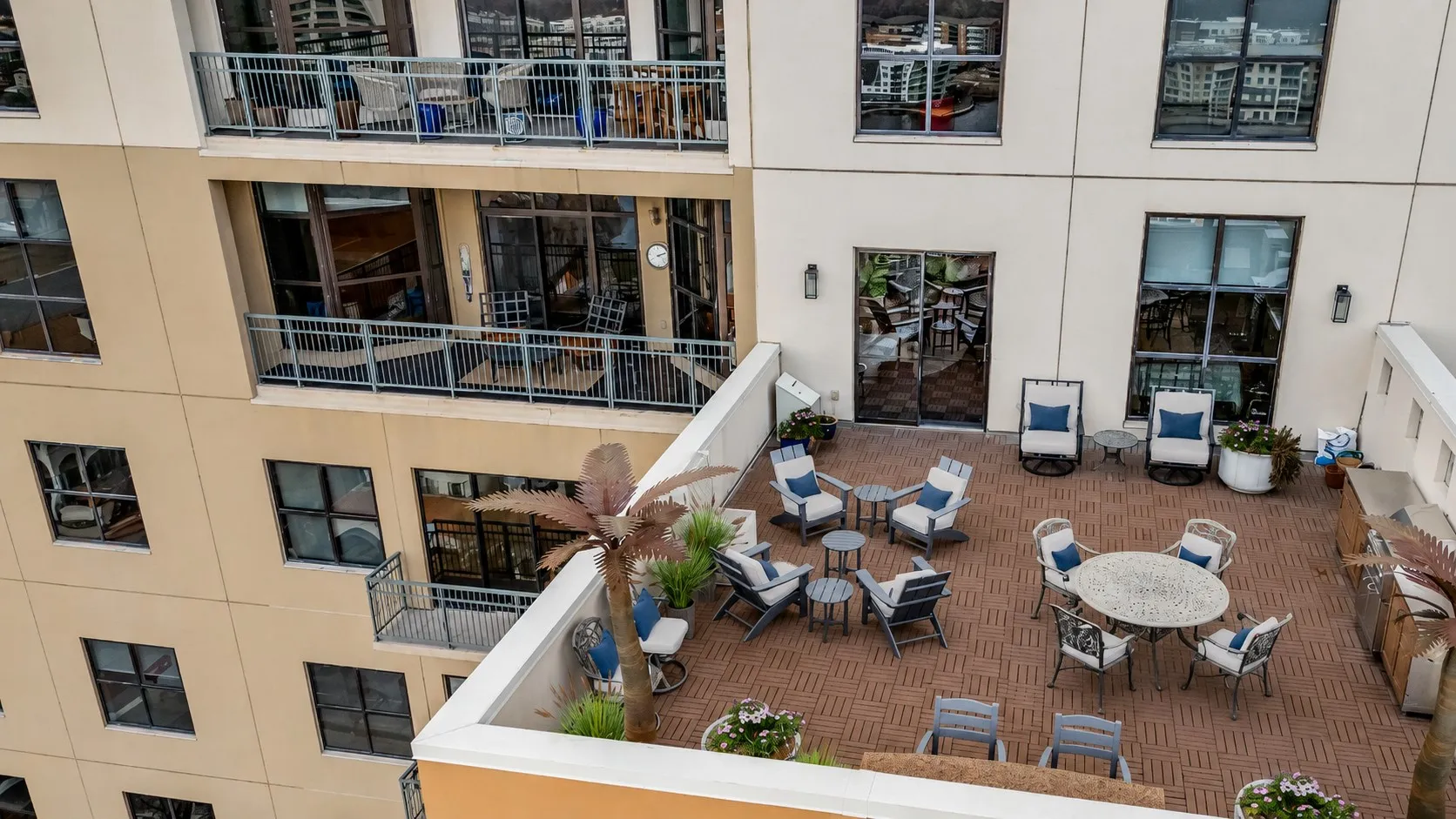 Condominium For Sale in Dallas County , 330 Las Colinas Boulevard E 1508, Irving, Texas 75039, 2 Bedroom, 3 Bathroom, 2 Garage spaces, 3,060 Sqft, built in 2001, Preowned, Price $1,350,000, mls#21169667, Real Estate Agent in Irving, Homes For Sale in Dallas county, Homes For Sale in Irving, Realtor in Irving Texas, Real Estate Brokerage Independent Realty Texas, Luminita Cordes Realtor