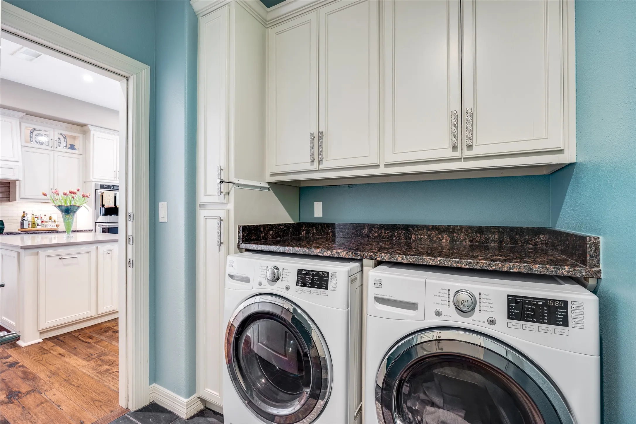 Condominium For Sale in Dallas County , 330 Las Colinas Boulevard E 1508, Irving, Texas 75039, 2 Bedroom, 3 Bathroom, 2 Garage spaces, 3,060 Sqft, built in 2001, Preowned, Price $1,350,000, mls#21169667, Real Estate Agent in Irving, Homes For Sale in Dallas county, Homes For Sale in Irving, Realtor in Irving Texas, Real Estate Brokerage Independent Realty Texas, Luminita Cordes Realtor