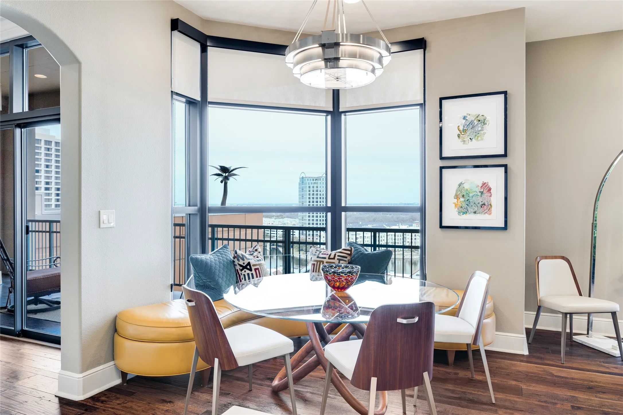 Condominium For Sale in Dallas County , 330 Las Colinas Boulevard E 1508, Irving, Texas 75039, 2 Bedroom, 3 Bathroom, 2 Garage spaces, 3,060 Sqft, built in 2001, Preowned, Price $1,350,000, mls#21169667, Real Estate Agent in Irving, Homes For Sale in Dallas county, Homes For Sale in Irving, Realtor in Irving Texas, Real Estate Brokerage Independent Realty Texas, Luminita Cordes Realtor