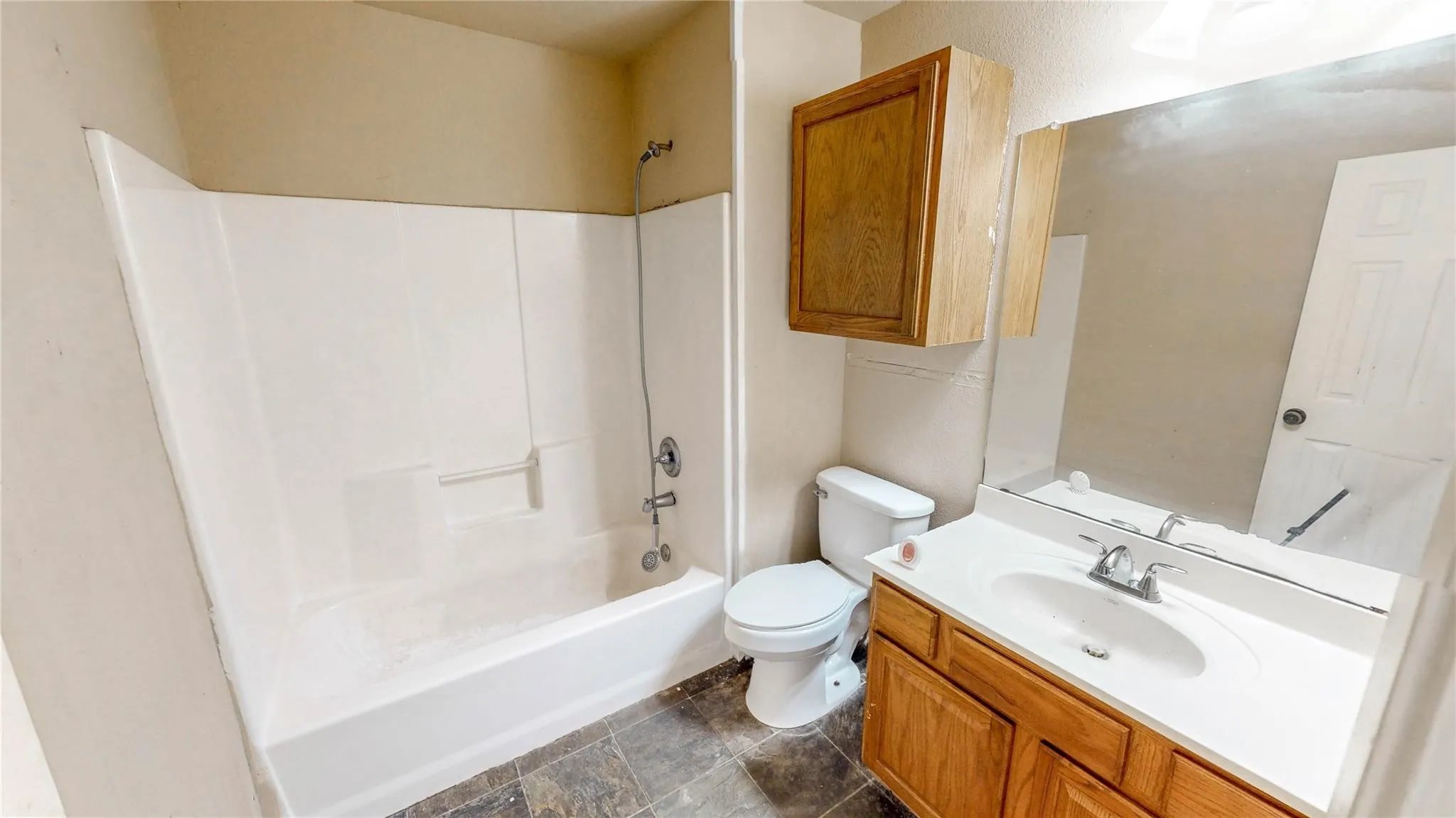 Single Family Residence For Sale in Grayson County , 701 E College Street, Sherman, Texas 75090, 3 Bedroom, 2 Bathroom, Garage spaces, 1,010 Sqft, built in 2004, Preowned, Price $150,000, mls#21213123, Real Estate Agent in Sherman, Homes For Sale in Grayson county, Homes For Sale in Sherman, Realtor in Sherman Texas, Real Estate Brokerage Independent Realty Texas, Luminita Cordes Realtor