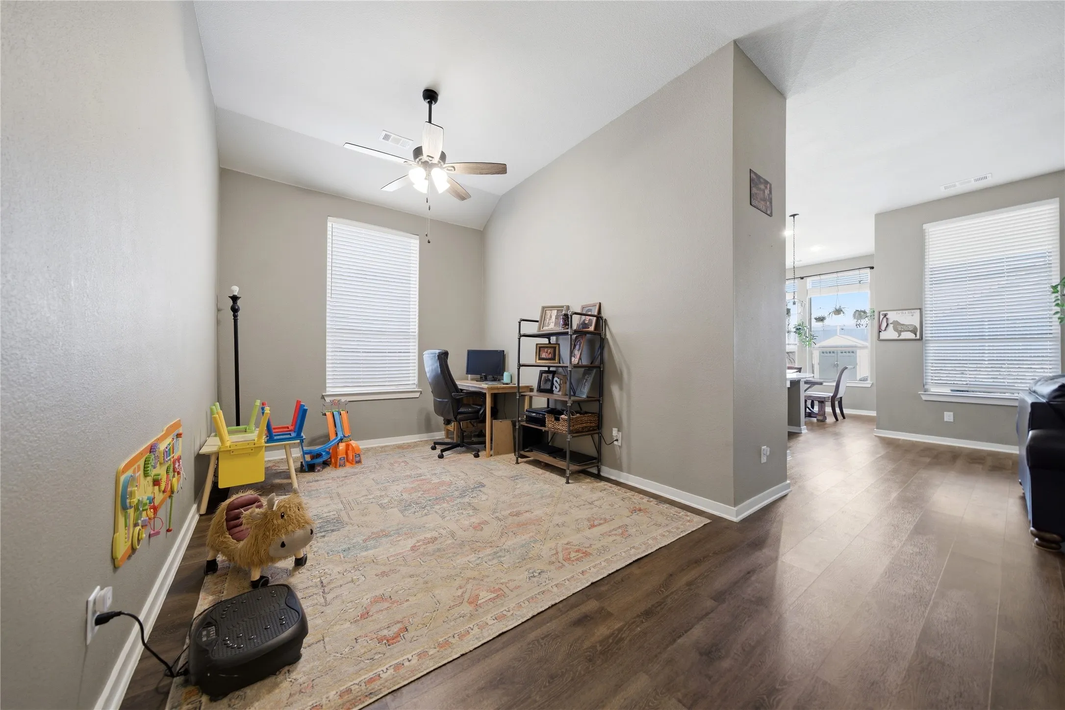 Single Family Residence For Sale in Rockwall County , 2127 Mossbrook Drive, Royse City, Texas 75189, 4 Bedroom, 3 Bathroom, 2 Garage spaces, 2,153 Sqft, built in 2018, mls#21202065, Real Estate Agent in Royse City, Homes For Sale in Rockwall county, Homes For Sale in Royse City, Realtor in Royse City Texas, Real Estate Brokerage Independent Realty Texas, Luminita Cordes Realtor