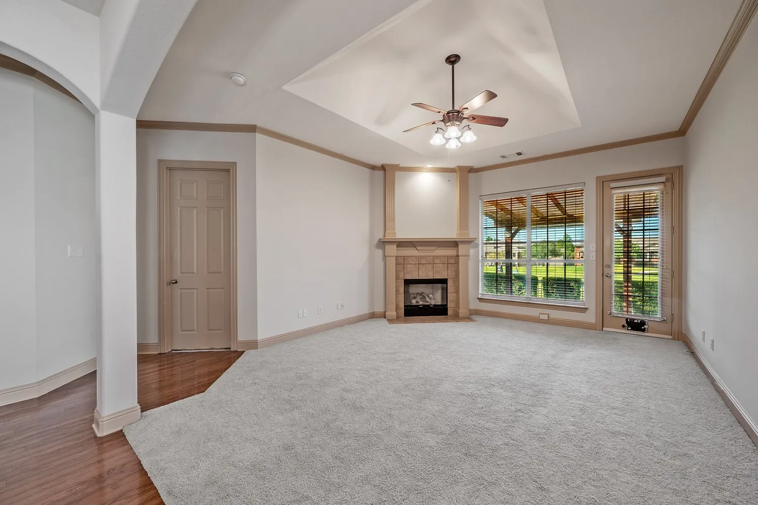 Single Family Residence For Sale in Collin County , 2112 Stone Creek Drive, Mc Kinney, Texas 75072, 3 Bedroom, 3 Bathroom, 2 Garage spaces, 2,611 Sqft, built in 2005, Preowned, mls#21213534, Real Estate Agent in Mc Kinney, Homes For Sale in Collin county, Homes For Sale in Mc Kinney, Realtor in Mc Kinney Texas, Real Estate Brokerage Independent Realty Texas, Luminita Cordes Realtor