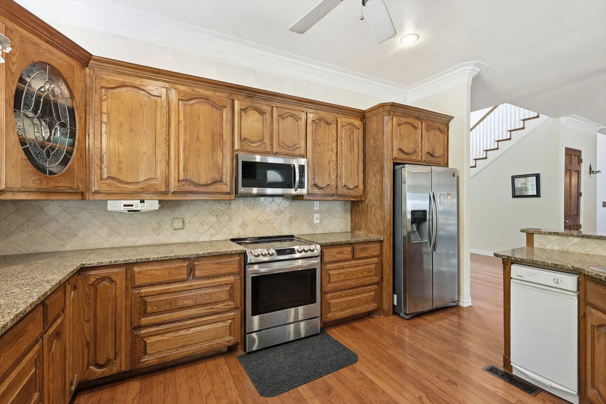 Single Family Residence For Sale in Tarrant County , 410 Beverly Drive, Keller, Texas 76248, 5 Bedroom, 5 Bathroom, 2 Garage spaces, 4,943 Sqft, built in 1999, mls#21210290, Real Estate Agent in Keller, Homes For Sale in Tarrant county, Homes For Sale in Keller, Realtor in Keller Texas, Real Estate Brokerage Independent Realty Texas, Luminita Cordes Realtor
