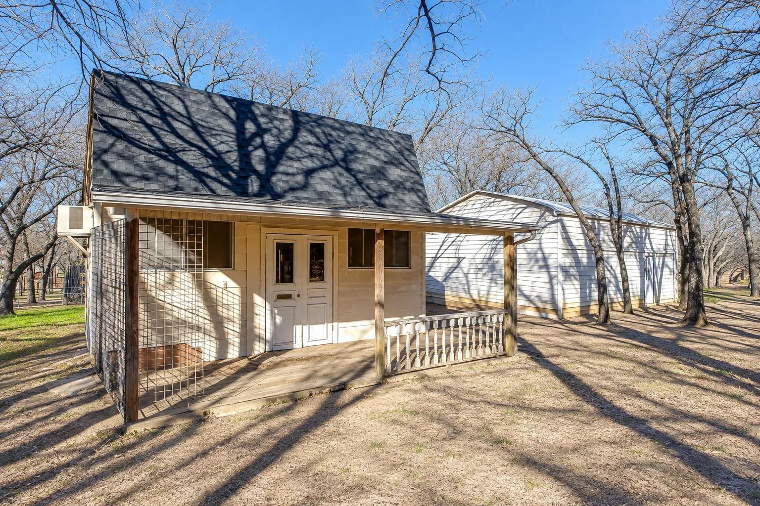 Single Family Residence For Sale in Tarrant County , 410 Beverly Drive, Keller, Texas 76248, 5 Bedroom, 5 Bathroom, 2 Garage spaces, 4,943 Sqft, built in 1999, mls#21210290, Real Estate Agent in Keller, Homes For Sale in Tarrant county, Homes For Sale in Keller, Realtor in Keller Texas, Real Estate Brokerage Independent Realty Texas, Luminita Cordes Realtor