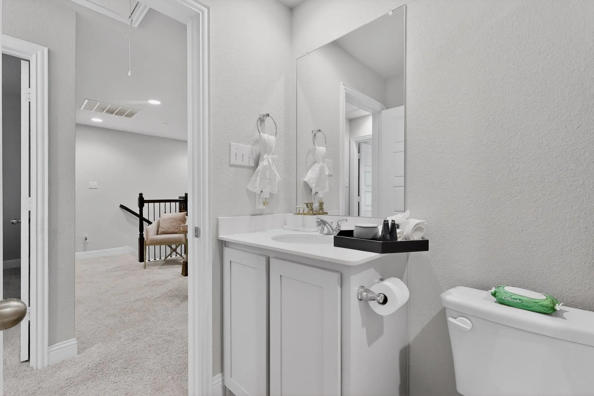 Convenient bath off the living level