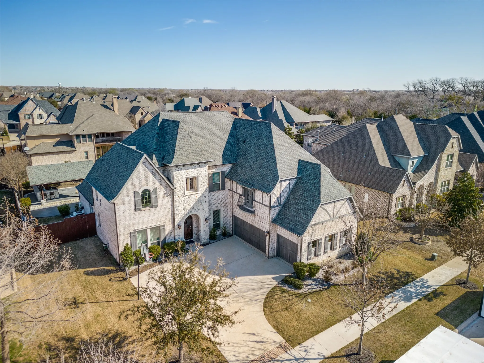 Bird's eye view with a residential view