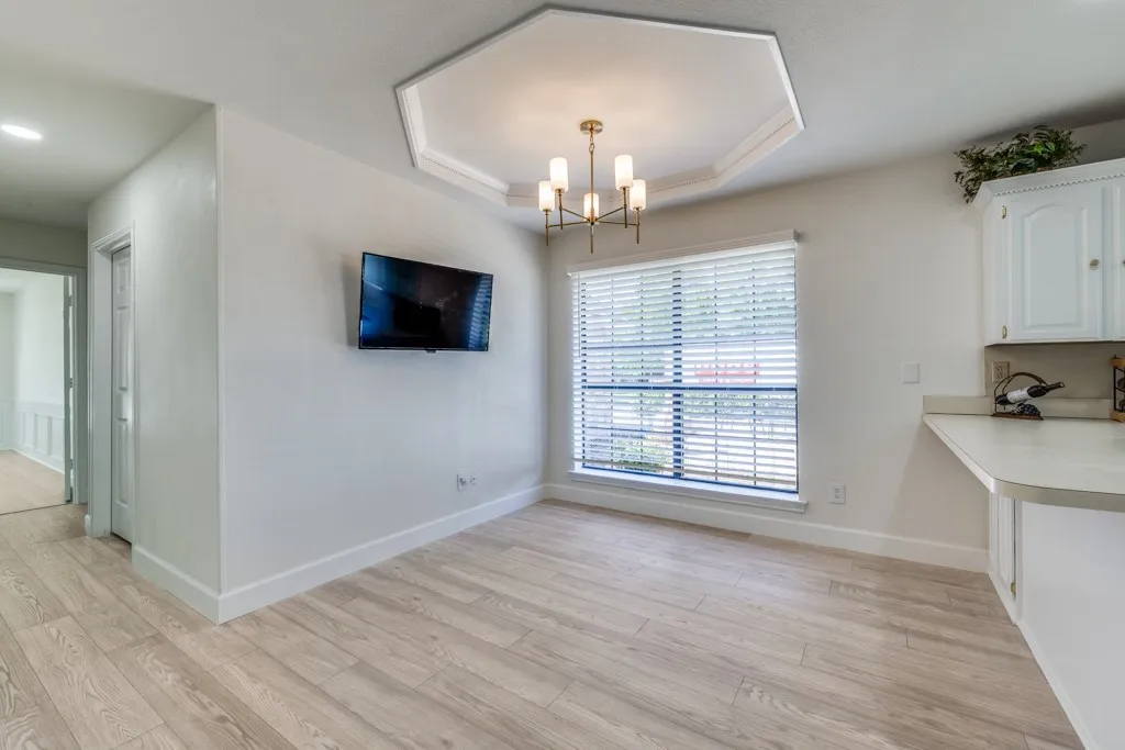 Single Family Residence For Sale in Collin County , 9A Rhea Mills Circle, Prosper, Texas 75078, 3 Bedroom, 2 Bathroom, 2 Garage spaces, 2,391 Sqft, built in 1985, Preowned, mls#21213119, Real Estate Agent in Prosper, Homes For Sale in Collin county, Homes For Sale in Prosper, Realtor in Prosper Texas, Real Estate Brokerage Independent Realty Texas, Luminita Cordes Realtor