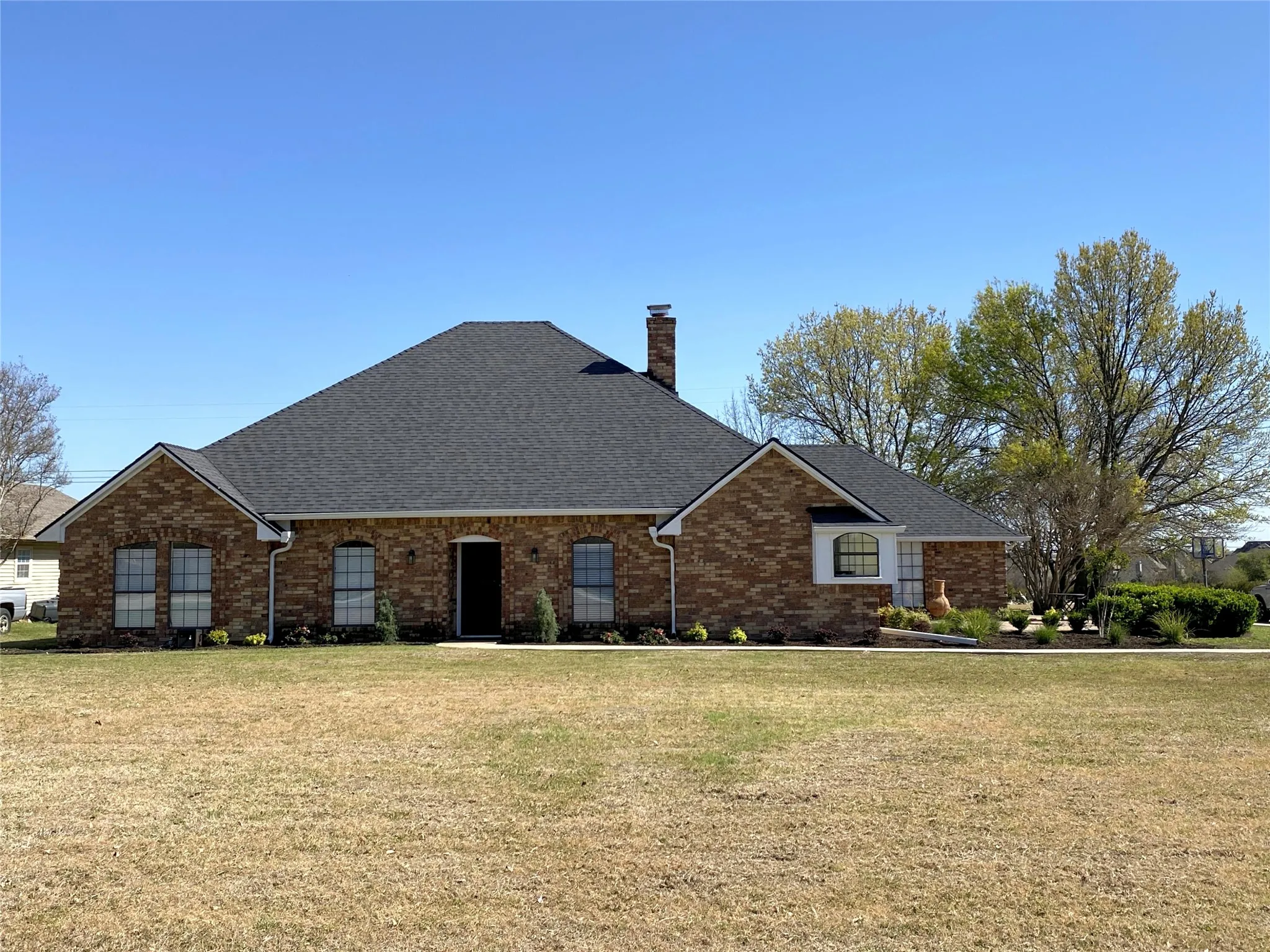 Single Family Residence For Sale in Collin County , 9A Rhea Mills Circle, Prosper, Texas 75078, 3 Bedroom, 2 Bathroom, 2 Garage spaces, 2,391 Sqft, built in 1985, Preowned, mls#21213119, Real Estate Agent in Prosper, Homes For Sale in Collin county, Homes For Sale in Prosper, Realtor in Prosper Texas, Real Estate Brokerage Independent Realty Texas, Luminita Cordes Realtor
