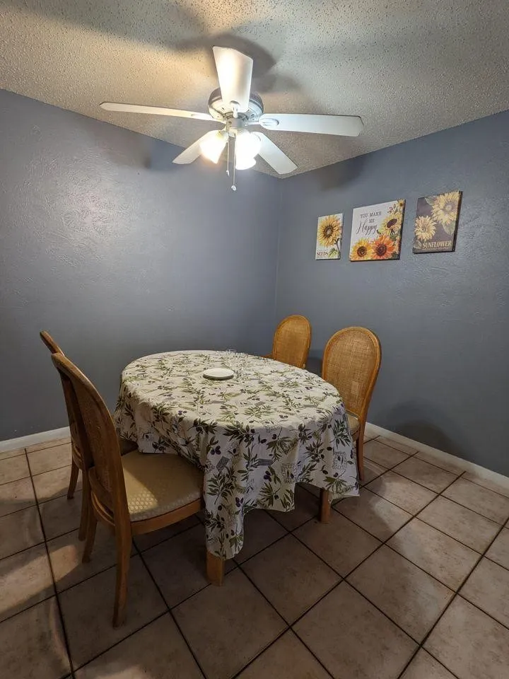 Condominium For Sale in Dallas County , 8110 Skillman Street 1064, Dallas, Texas 75231, 2 Bedroom, 2 Bathroom, Garage spaces, 843 Sqft, built in 1980, Preowned, mls#21213696, Real Estate Agent in Dallas, Homes For Sale in Dallas county, Homes For Sale in Dallas, Realtor in Dallas Texas, Real Estate Brokerage Independent Realty Texas, Luminita Cordes Realtor