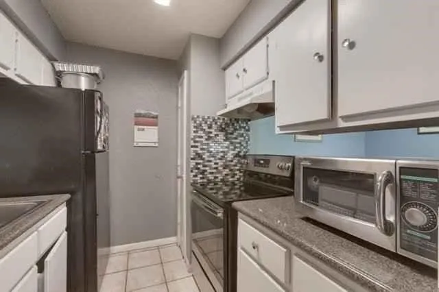 Condominium For Sale in Dallas County , 8110 Skillman Street 1064, Dallas, Texas 75231, 2 Bedroom, 2 Bathroom, Garage spaces, 843 Sqft, built in 1980, Preowned, mls#21213696, Real Estate Agent in Dallas, Homes For Sale in Dallas county, Homes For Sale in Dallas, Realtor in Dallas Texas, Real Estate Brokerage Independent Realty Texas, Luminita Cordes Realtor