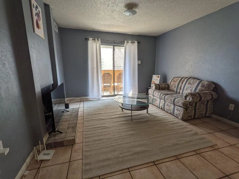 Condominium For Sale in Dallas County , 8110 Skillman Street 1064, Dallas, Texas 75231, 2 Bedroom, 2 Bathroom, Garage spaces, 843 Sqft, built in 1980, Preowned, mls#21213696, Real Estate Agent in Dallas, Homes For Sale in Dallas county, Homes For Sale in Dallas, Realtor in Dallas Texas, Real Estate Brokerage Independent Realty Texas, Luminita Cordes Realtor