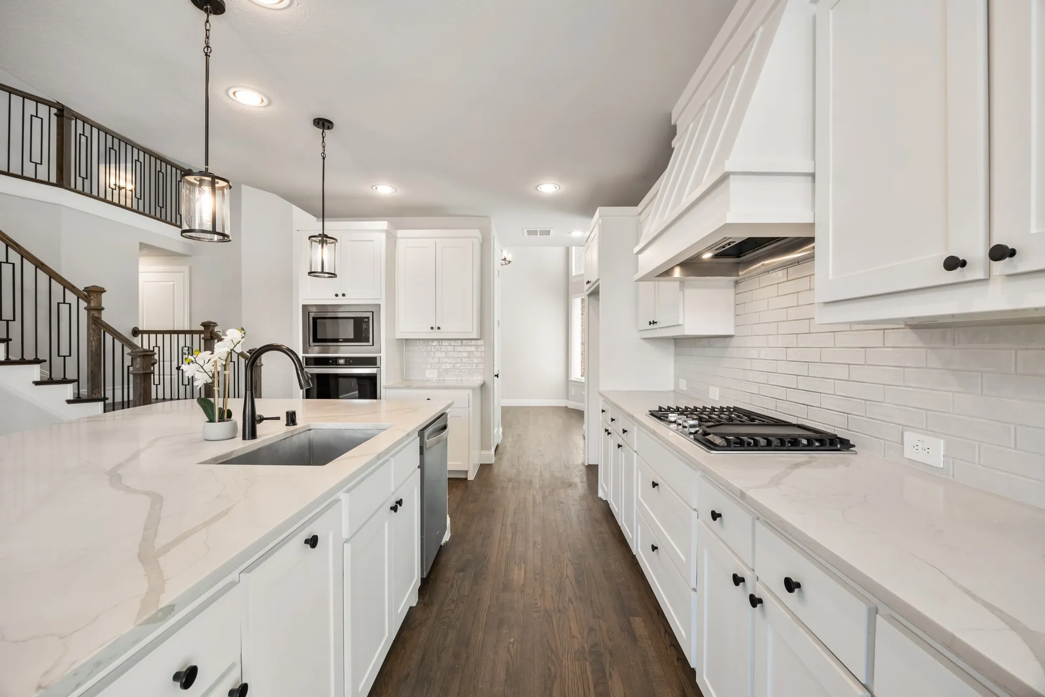 Single Family Residence For Sale in Dallas County , 503 Rock Rose Lane, Wylie, Texas 75098, 6 Bedroom, 5 Bathroom, 2 Garage spaces, 4,044 Sqft, built in 2022, Preowned, mls#21213735, Real Estate Agent in Wylie, Homes For Sale in Dallas county, Homes For Sale in Wylie, Realtor in Wylie Texas, Real Estate Brokerage Independent Realty Texas, Luminita Cordes Realtor