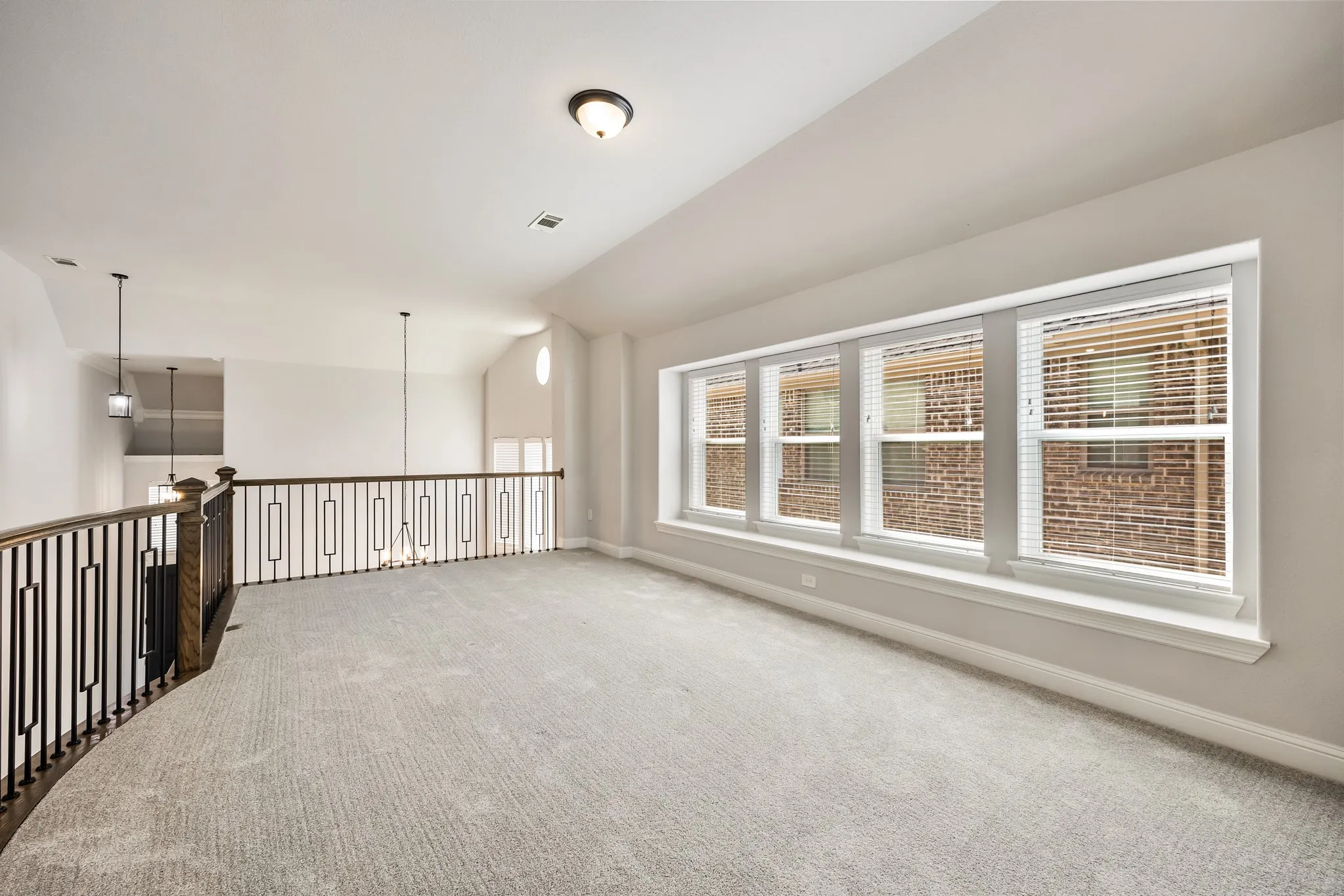 Single Family Residence For Sale in Dallas County , 503 Rock Rose Lane, Wylie, Texas 75098, 6 Bedroom, 5 Bathroom, 2 Garage spaces, 4,044 Sqft, built in 2022, Preowned, mls#21213735, Real Estate Agent in Wylie, Homes For Sale in Dallas county, Homes For Sale in Wylie, Realtor in Wylie Texas, Real Estate Brokerage Independent Realty Texas, Luminita Cordes Realtor