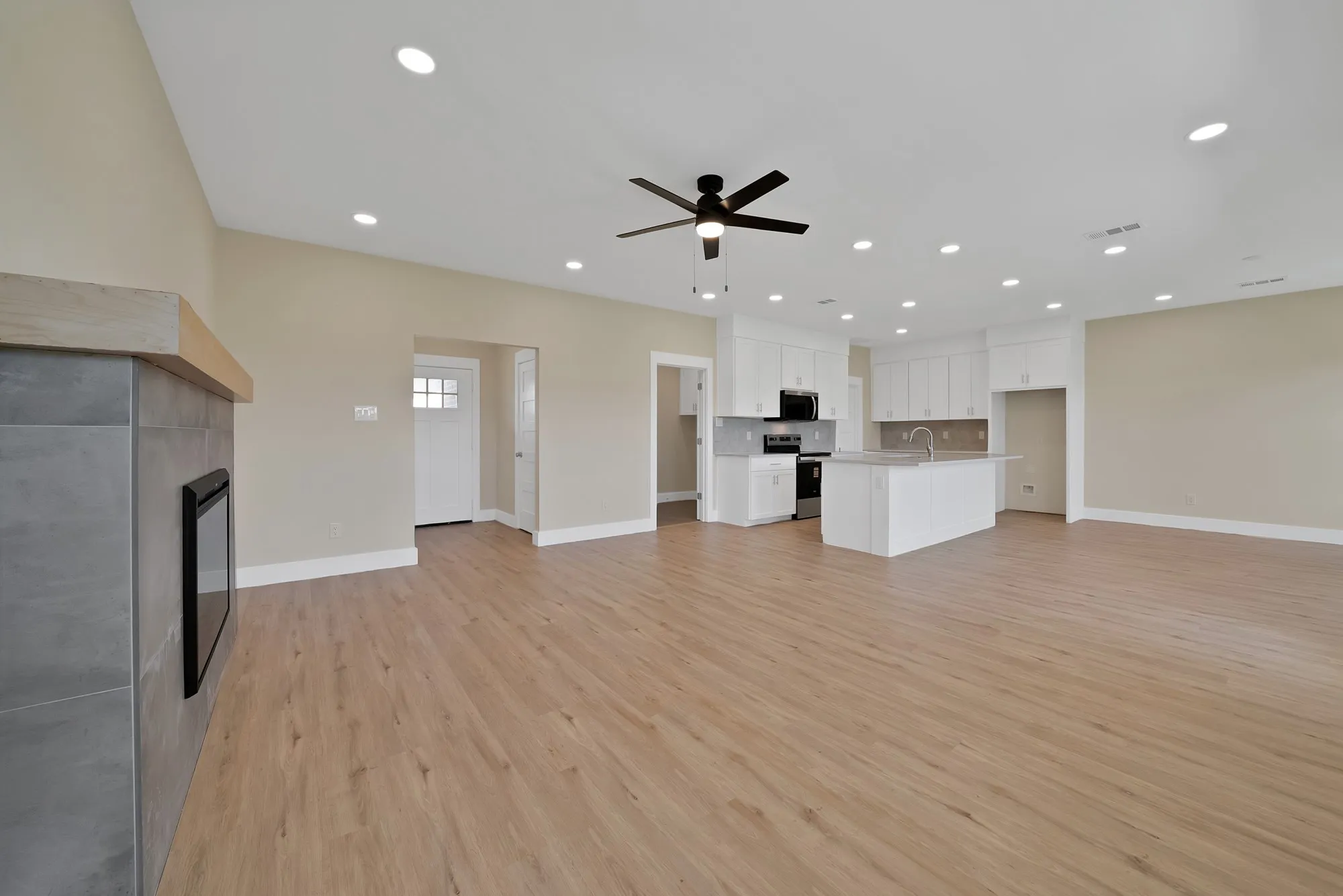 Single Family Residence For Sale in Denton County , 4616 Red Bud Court, The Colony, Texas 75056, 4 Bedroom, 3 Bathroom, 2 Garage spaces, 2,049 Sqft, built in 2025, mls#21213434, Real Estate Agent in The Colony, Homes For Sale in Denton county, Homes For Sale in The Colony, Realtor in The Colony Texas, Real Estate Brokerage Independent Realty Texas, Luminita Cordes Realtor