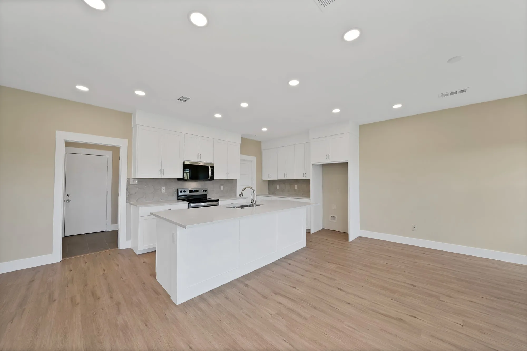 Single Family Residence For Sale in Denton County , 4616 Red Bud Court, The Colony, Texas 75056, 4 Bedroom, 3 Bathroom, 2 Garage spaces, 2,049 Sqft, built in 2025, mls#21213434, Real Estate Agent in The Colony, Homes For Sale in Denton county, Homes For Sale in The Colony, Realtor in The Colony Texas, Real Estate Brokerage Independent Realty Texas, Luminita Cordes Realtor