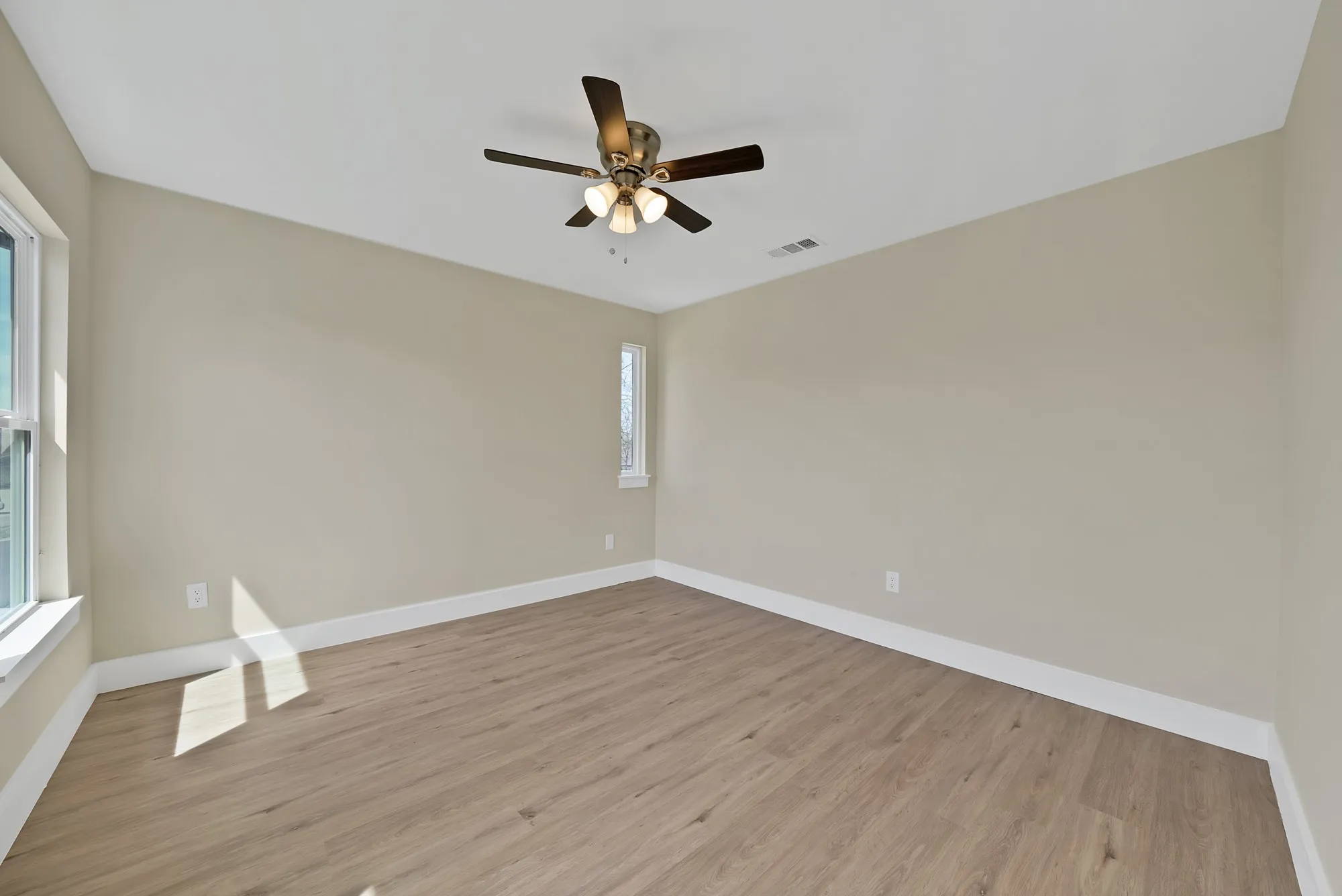 Single Family Residence For Sale in Denton County , 4616 Red Bud Court, The Colony, Texas 75056, 4 Bedroom, 3 Bathroom, 2 Garage spaces, 2,049 Sqft, built in 2025, mls#21213434, Real Estate Agent in The Colony, Homes For Sale in Denton county, Homes For Sale in The Colony, Realtor in The Colony Texas, Real Estate Brokerage Independent Realty Texas, Luminita Cordes Realtor