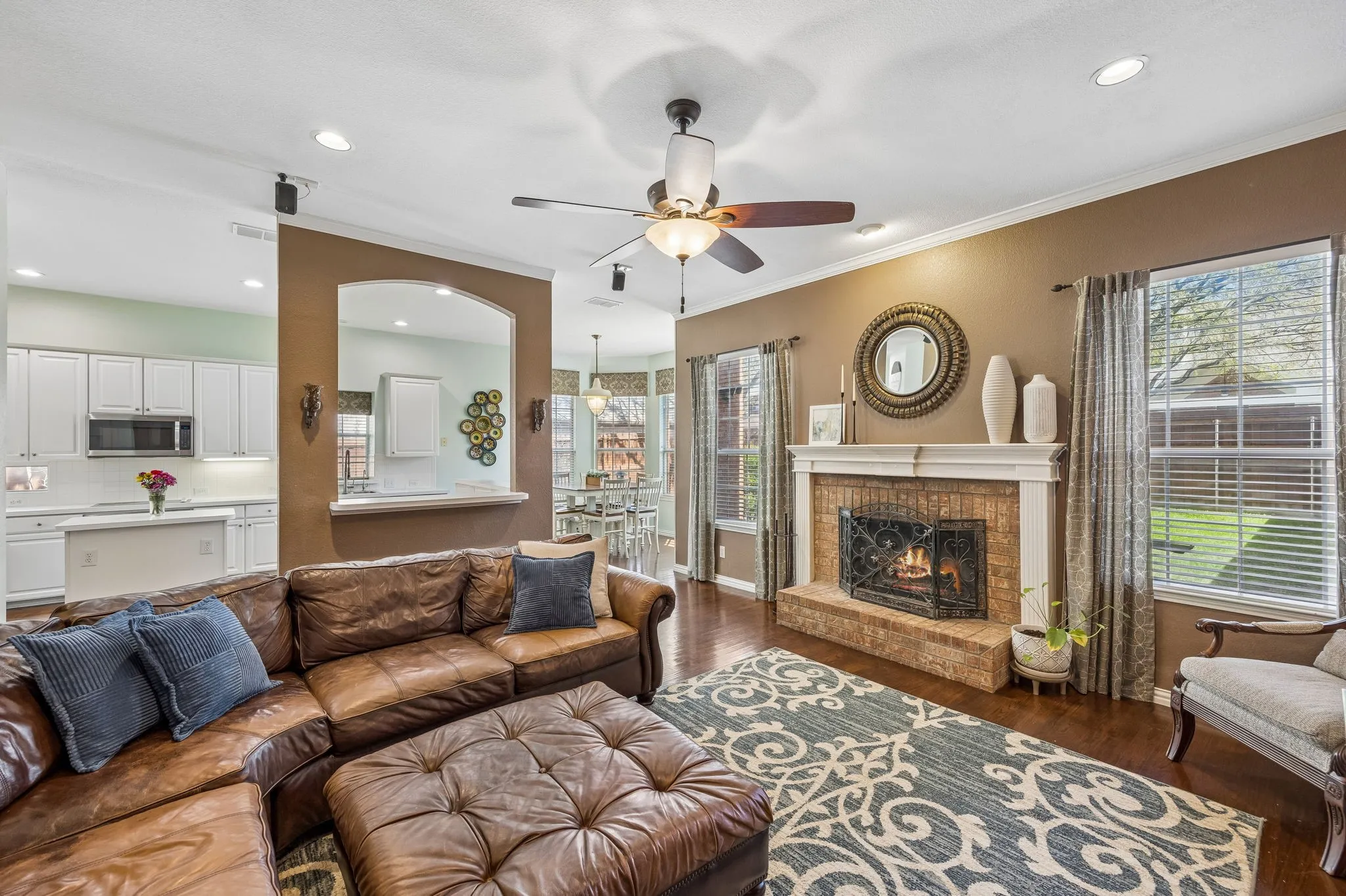 Single Family Residence For Sale in Collin County , 9612 Saint Annes Drive, Plano, Texas 75025, 4 Bedroom, 3 Bathroom, 2 Garage spaces, 3,250 Sqft, built in 1997, Preowned, mls#21198447, Real Estate Agent in Plano, Homes For Sale in Collin county, Homes For Sale in Plano, Realtor in Plano Texas, Real Estate Brokerage Independent Realty Texas, Luminita Cordes Realtor
