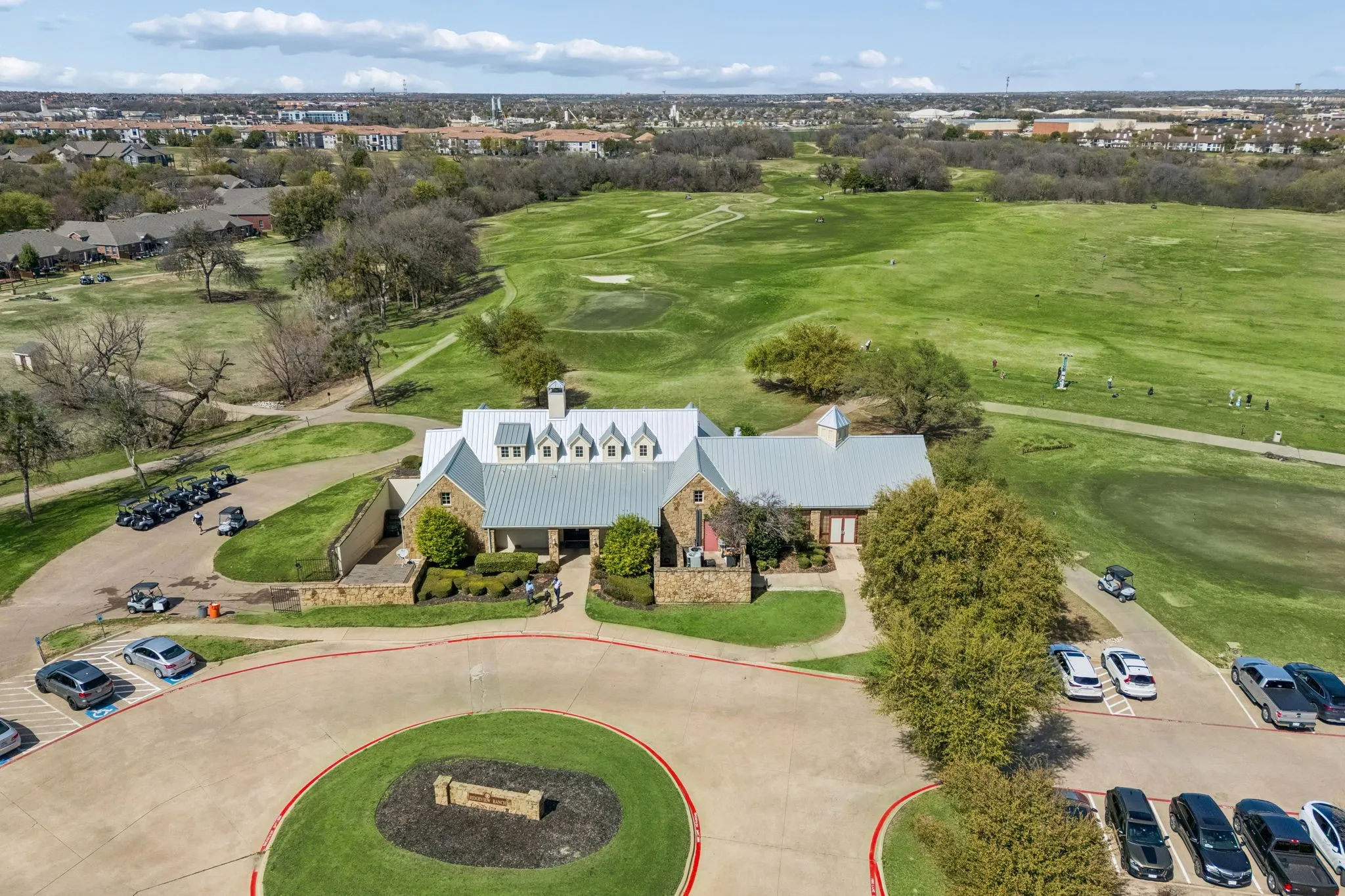 Golf House & Course
