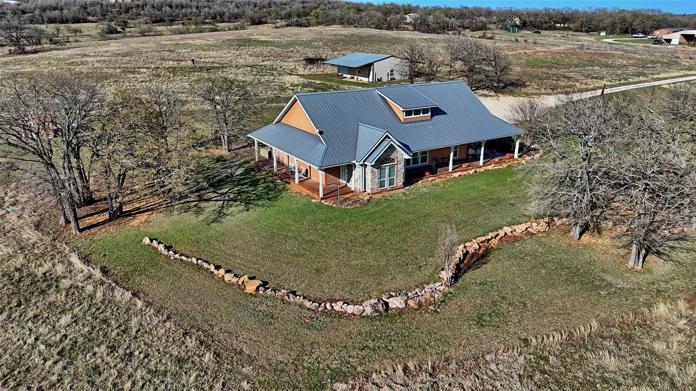 Single Family Residence For Sale in Montague County , 4460 Hildreth Pool Road, Bowie, Texas 76230, 3 Bedroom, 2 Bathroom, Garage spaces, 2,036 Sqft, built in 2009, mls#21203747, Real Estate Agent in Bowie, Homes For Sale in Montague county, Homes For Sale in Bowie, Realtor in Bowie Texas, Real Estate Brokerage Independent Realty Texas, Luminita Cordes Realtor