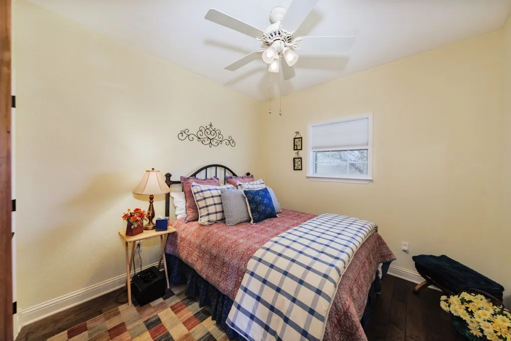 Single Family Residence For Sale in Montague County , 4460 Hildreth Pool Road, Bowie, Texas 76230, 3 Bedroom, 2 Bathroom, Garage spaces, 2,036 Sqft, built in 2009, mls#21203747, Real Estate Agent in Bowie, Homes For Sale in Montague county, Homes For Sale in Bowie, Realtor in Bowie Texas, Real Estate Brokerage Independent Realty Texas, Luminita Cordes Realtor