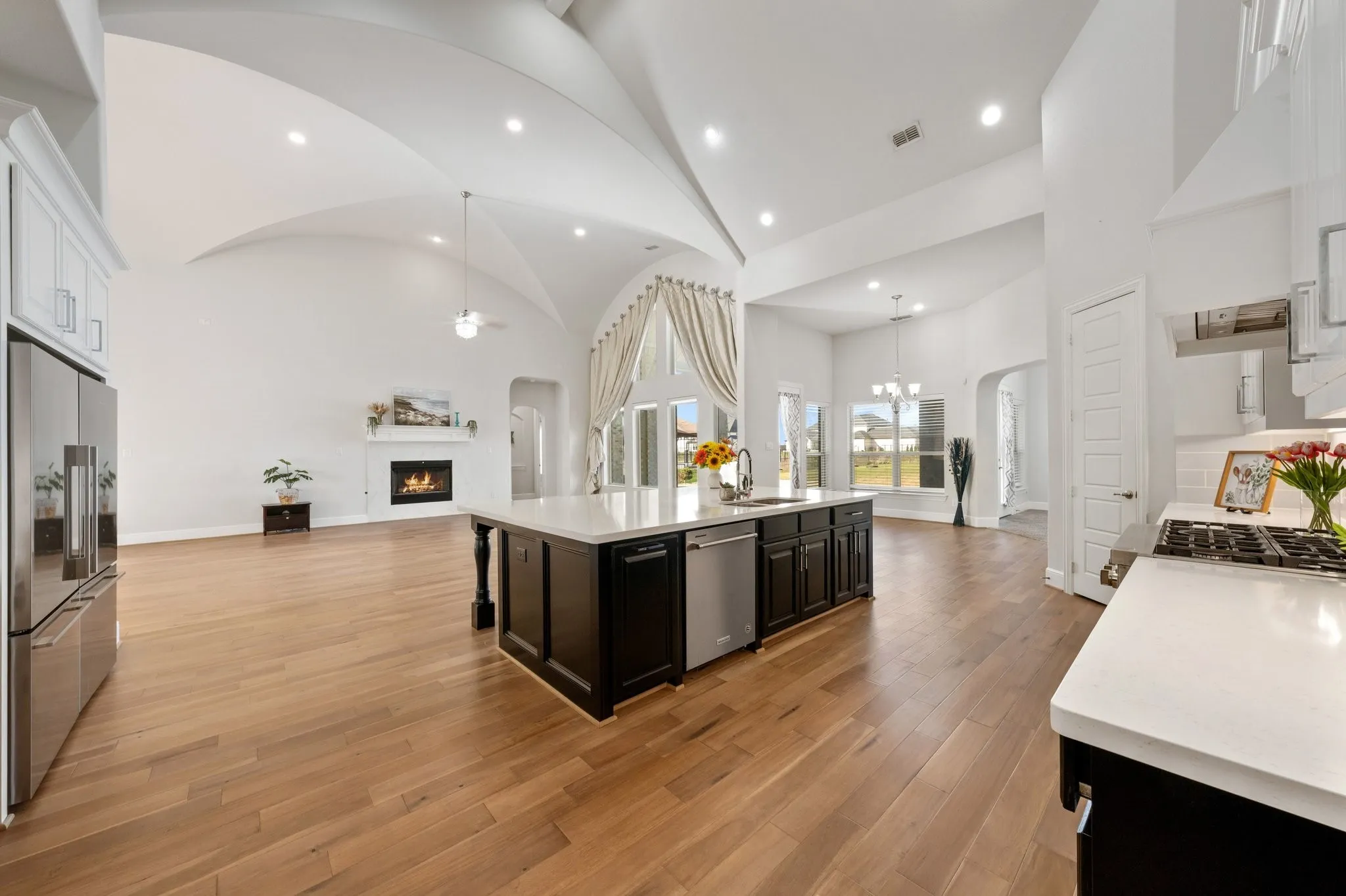 Single Family Residence For Sale in Collin County , 4601 Whitestone Drive, Parker, Texas 75002, 6 Bedroom, 7 Bathroom, 3 Garage spaces, 4,772 Sqft, built in 2020, mls#21211059, Real Estate Agent in Parker, Homes For Sale in Collin county, Homes For Sale in Parker, Realtor in Parker Texas, Real Estate Brokerage Independent Realty Texas, Luminita Cordes Realtor