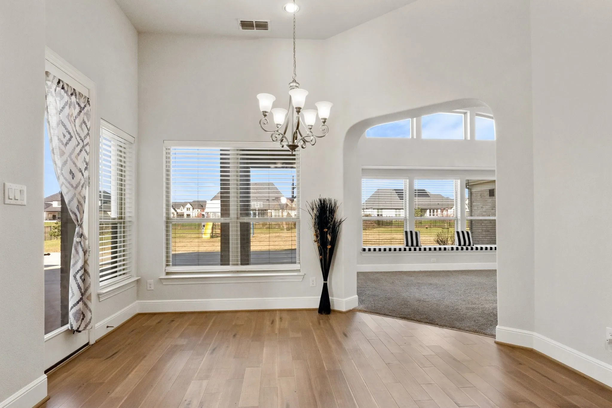 Single Family Residence For Sale in Collin County , 4601 Whitestone Drive, Parker, Texas 75002, 6 Bedroom, 7 Bathroom, 3 Garage spaces, 4,772 Sqft, built in 2020, mls#21211059, Real Estate Agent in Parker, Homes For Sale in Collin county, Homes For Sale in Parker, Realtor in Parker Texas, Real Estate Brokerage Independent Realty Texas, Luminita Cordes Realtor