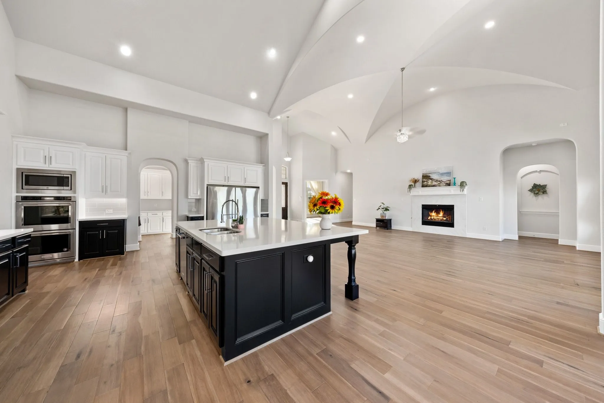 Single Family Residence For Sale in Collin County , 4601 Whitestone Drive, Parker, Texas 75002, 6 Bedroom, 7 Bathroom, 3 Garage spaces, 4,772 Sqft, built in 2020, mls#21211059, Real Estate Agent in Parker, Homes For Sale in Collin county, Homes For Sale in Parker, Realtor in Parker Texas, Real Estate Brokerage Independent Realty Texas, Luminita Cordes Realtor