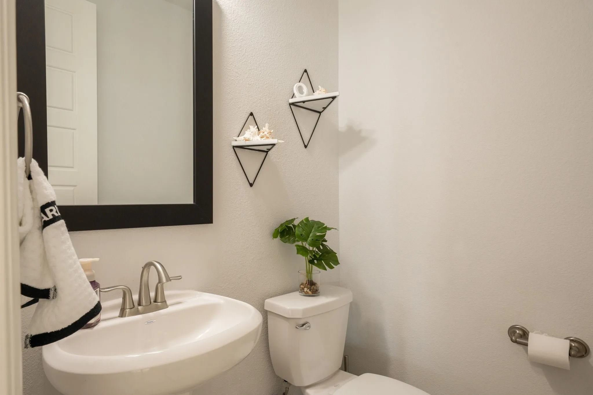 Powder room