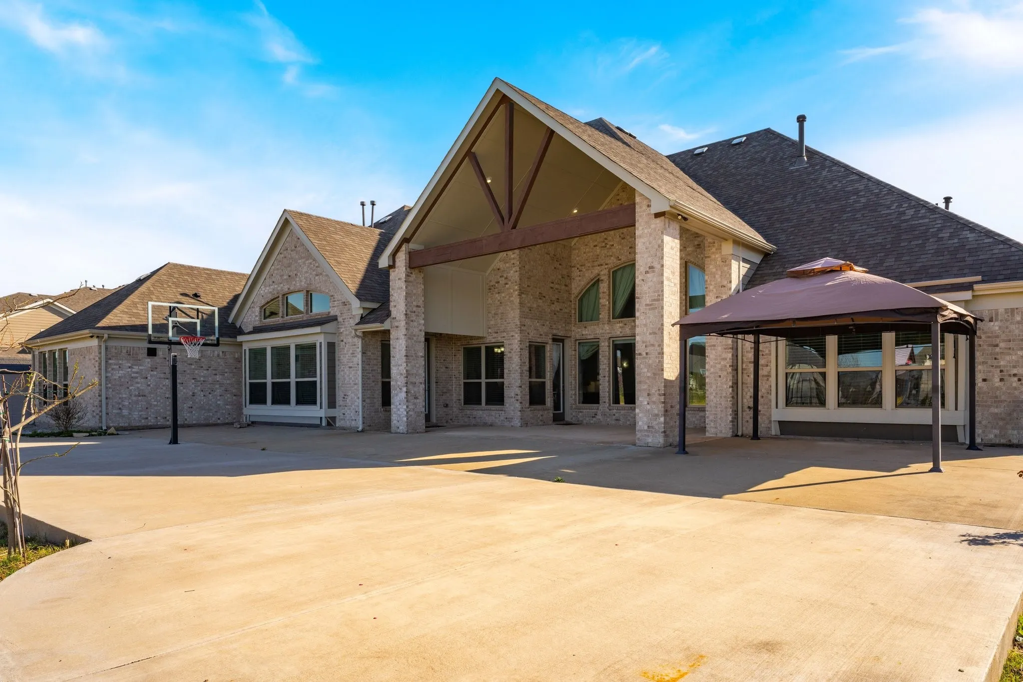 Single Family Residence For Sale in Collin County , 4601 Whitestone Drive, Parker, Texas 75002, 6 Bedroom, 7 Bathroom, 3 Garage spaces, 4,772 Sqft, built in 2020, mls#21211059, Real Estate Agent in Parker, Homes For Sale in Collin county, Homes For Sale in Parker, Realtor in Parker Texas, Real Estate Brokerage Independent Realty Texas, Luminita Cordes Realtor