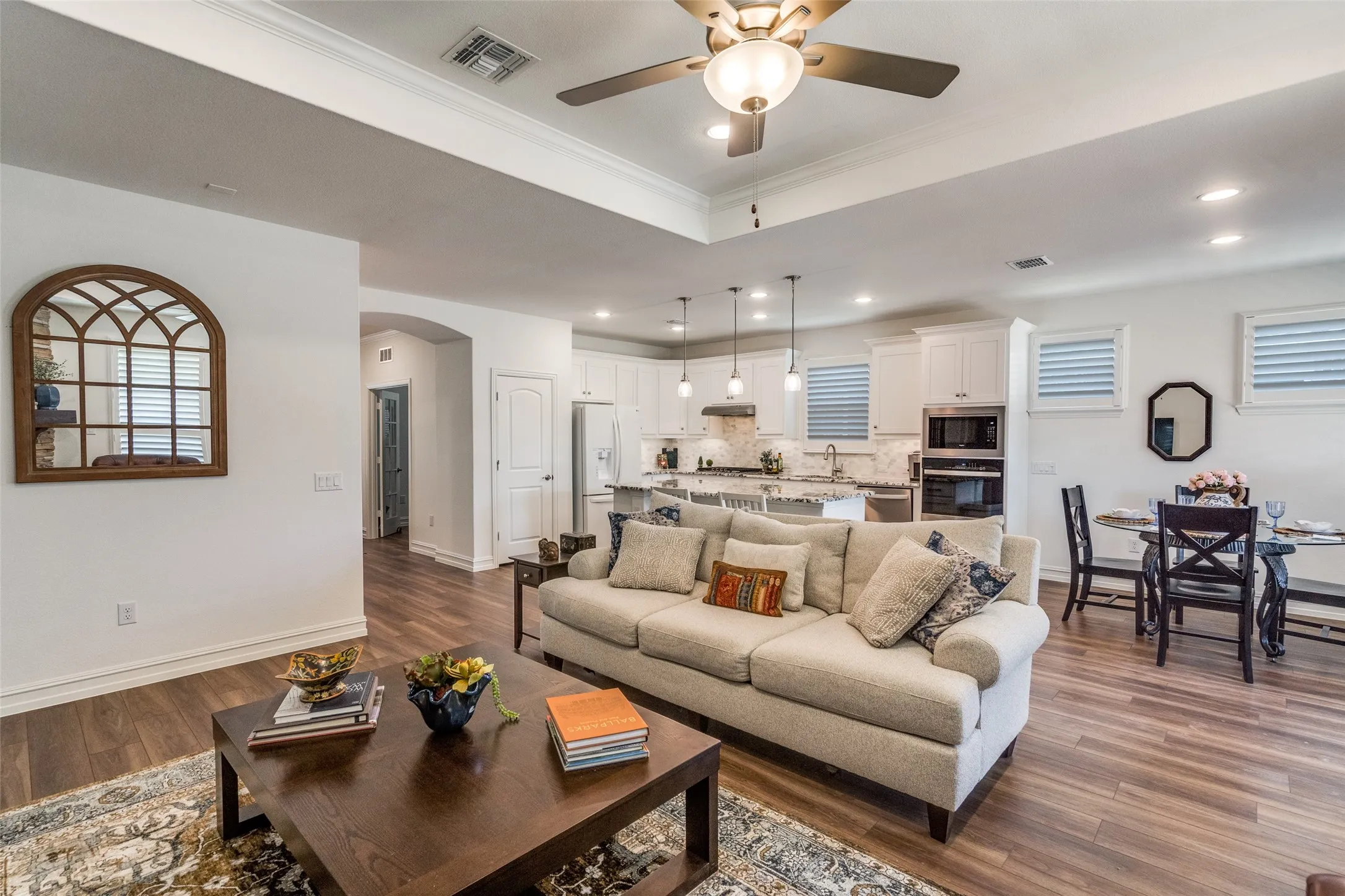 Single Family Residence For Sale in Collin County , 424 Long Pines Drive, Mc Kinney, Texas 75071, 2 Bedroom, 2 Bathroom, 2 Garage spaces, 1,691 Sqft, built in 2023, mls#21212126, Real Estate Agent in Mc Kinney, Homes For Sale in Collin county, Homes For Sale in Mc Kinney, Realtor in Mc Kinney Texas, Real Estate Brokerage Independent Realty Texas, Luminita Cordes Realtor