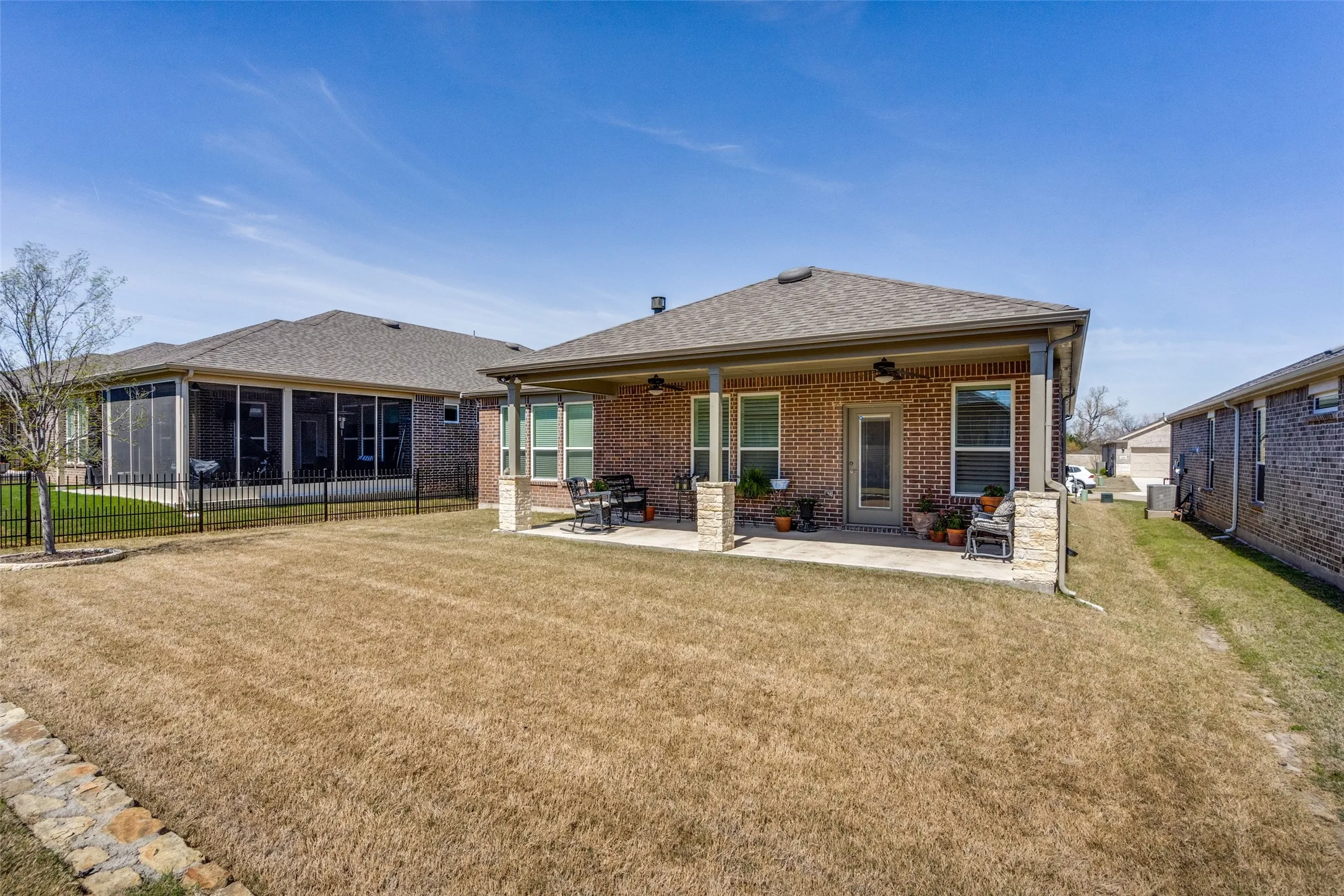Single Family Residence For Sale in Collin County , 424 Long Pines Drive, Mc Kinney, Texas 75071, 2 Bedroom, 2 Bathroom, 2 Garage spaces, 1,691 Sqft, built in 2023, mls#21212126, Real Estate Agent in Mc Kinney, Homes For Sale in Collin county, Homes For Sale in Mc Kinney, Realtor in Mc Kinney Texas, Real Estate Brokerage Independent Realty Texas, Luminita Cordes Realtor
