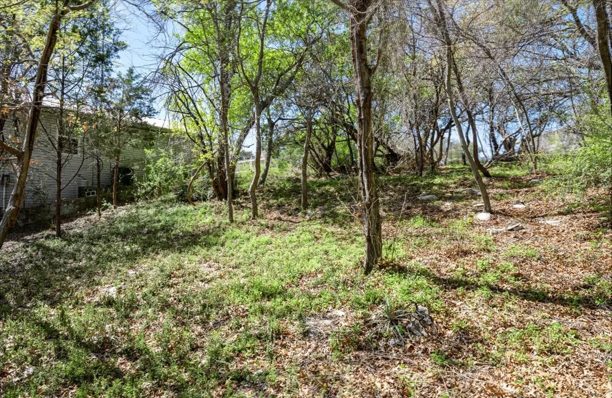 Unimproved Land For Sale in Hood County , 1011 Hidden Cove Trail, Granbury, Texas 76049, 0, 0, Garage spaces, 0 Sqft, built in 0, Price $59,000, mls#21206562, Real Estate Agent in Granbury, Homes For Sale in Hood county, Homes For Sale in Granbury, Realtor in Granbury Texas, Real Estate Brokerage Independent Realty Texas, Luminita Cordes Realtor