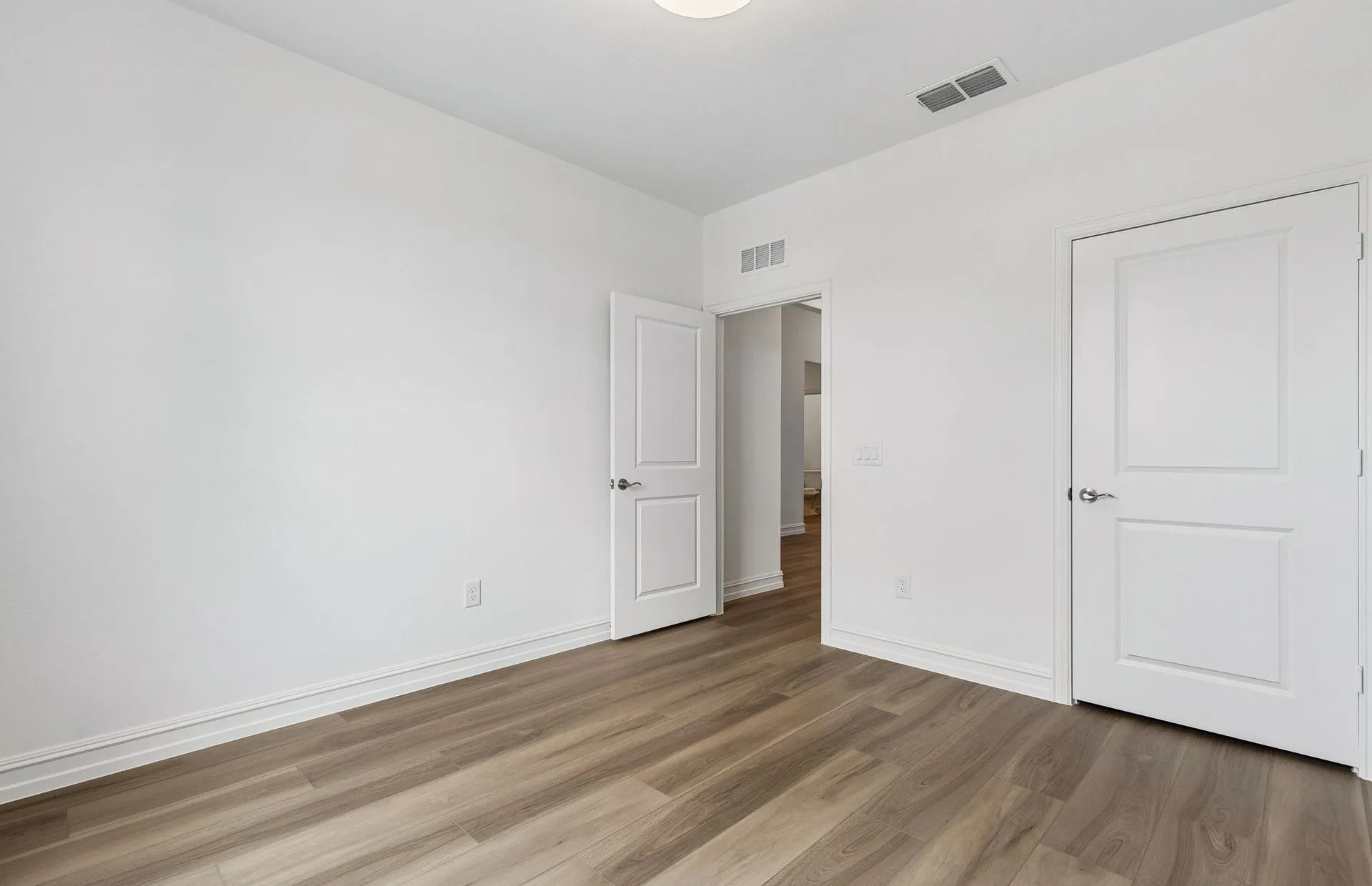 Spacious secondary bedroom