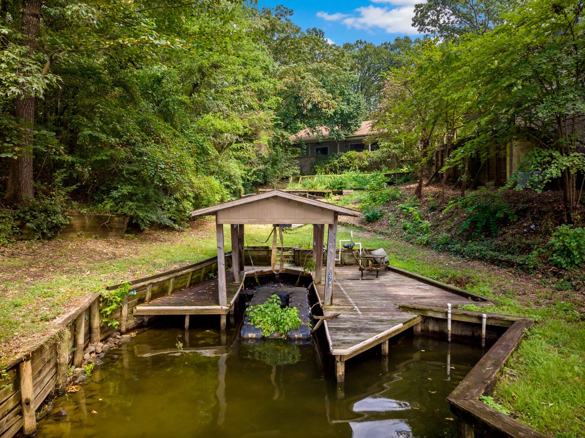Single Family Residence For Sale in Camp County , 147 County Road 2608, Pittsburg, Texas 75686, 1 Bedroom, 1 Bathroom, 1 Garage spaces, 1,610 Sqft, built in 1992, Preowned, Price $349,000, mls#21214151, Real Estate Agent in Pittsburg, Homes For Sale in Camp county, Homes For Sale in Pittsburg, Realtor in Pittsburg Texas, Real Estate Brokerage Independent Realty Texas, Luminita Cordes Realtor