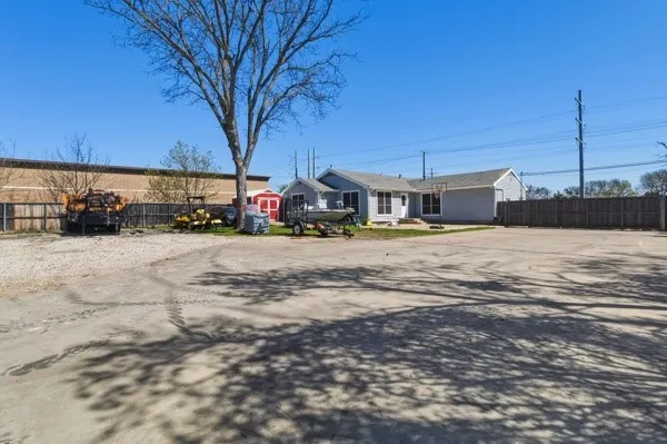 Office For Sale in Dallas County , 7213 Lakeview Parkway, Rowlett, Texas 75088, 0, 0, Garage spaces, 0 Sqft, built in 1950, Preowned, Price $619,999, mls#21214182, Real Estate Agent in Rowlett, Homes For Sale in Dallas county, Homes For Sale in Rowlett, Realtor in Rowlett Texas, Real Estate Brokerage Independent Realty Texas, Luminita Cordes Realtor